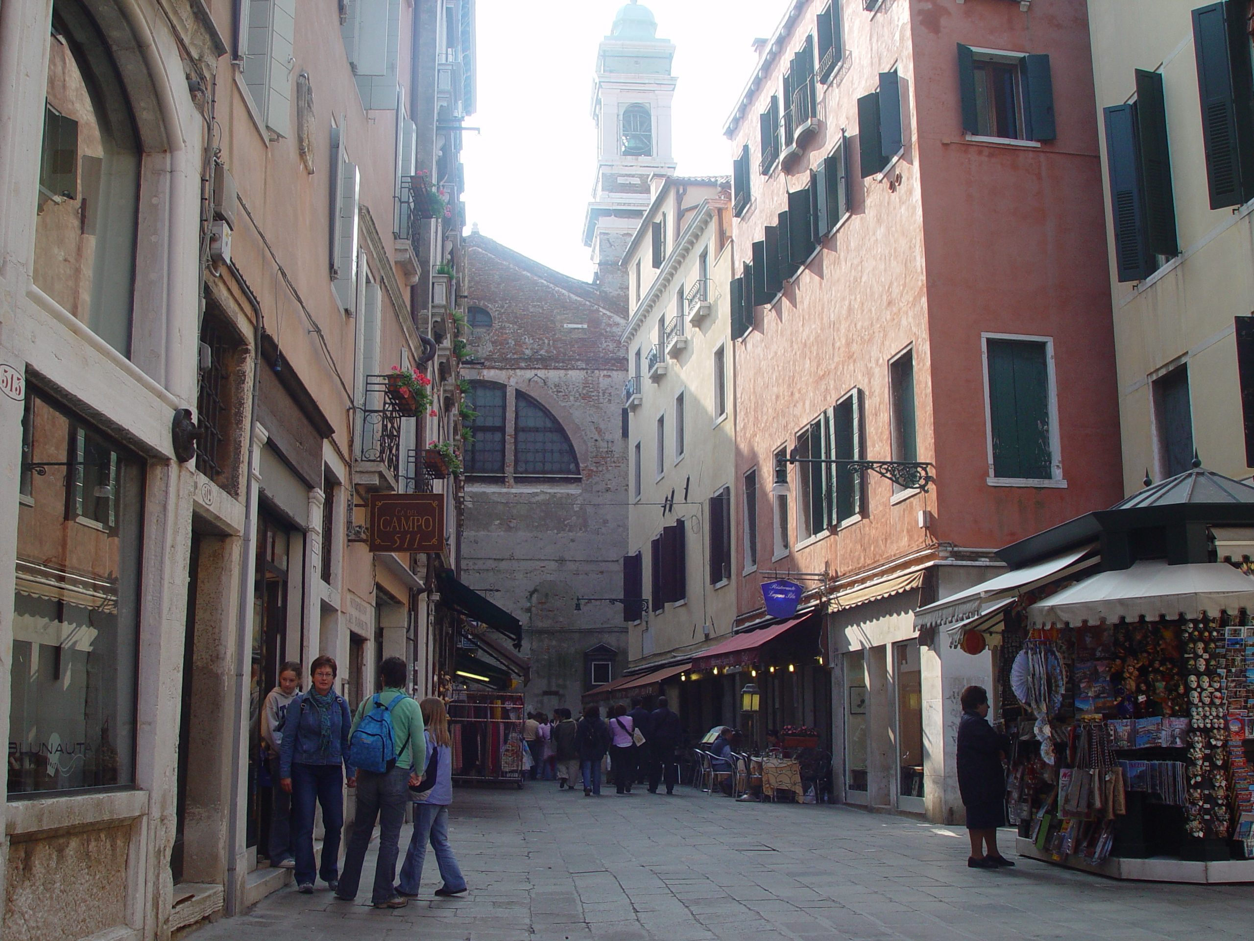 Europe Trip 2005 - Italy (Venice - Pigeons, St Mark's Basilica / Square / Clocktower, Gondola Ride, Gelato)