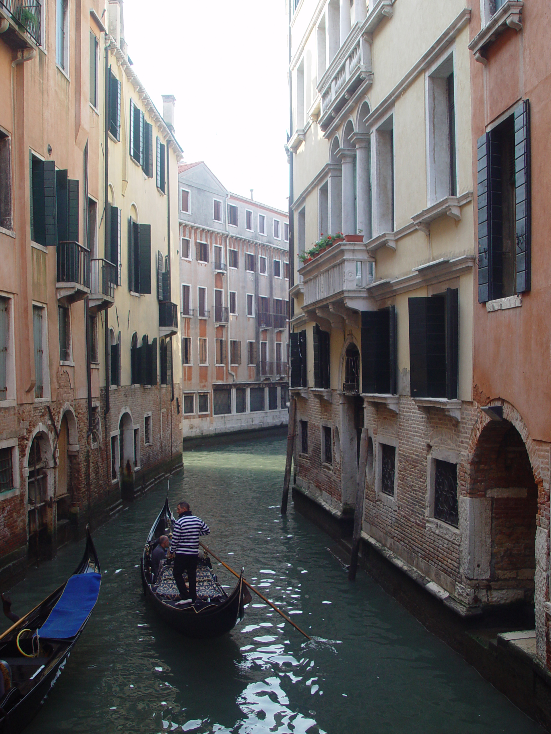 Europe Trip 2005 - Italy (Venice - Pigeons, St Mark's Basilica / Square / Clocktower, Gondola Ride, Gelato)