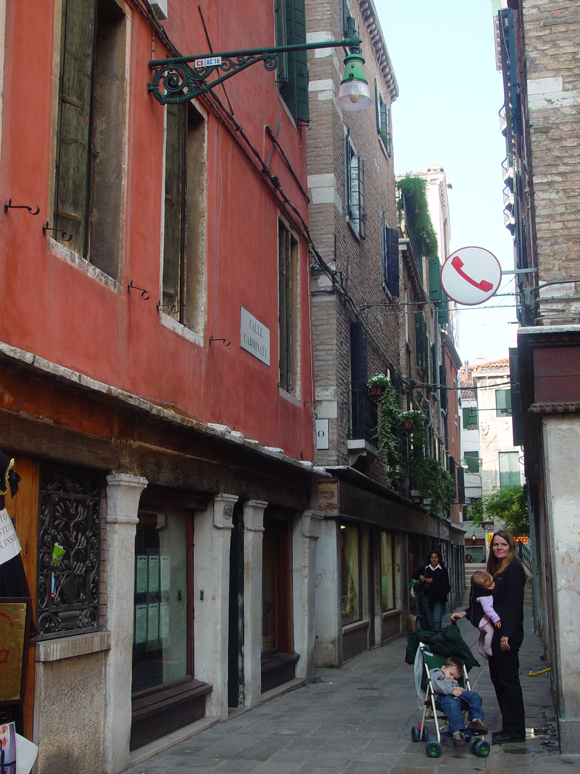 Europe Trip 2005 - Italy (Venice - Pigeons, St Mark's Basilica / Square / Clocktower, Gondola Ride, Gelato)