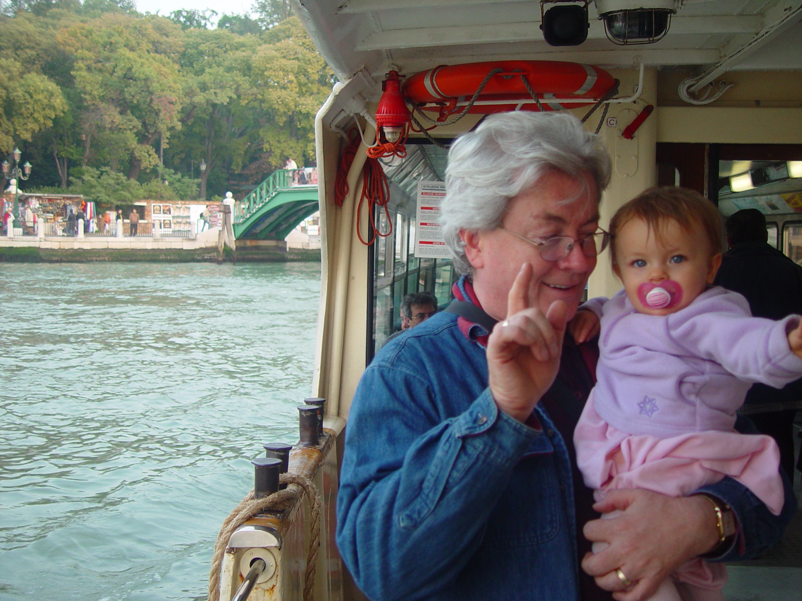 Europe Trip 2005 - Italy (Venice - Pigeons, St Mark's Basilica / Square / Clocktower, Gondola Ride, Gelato)