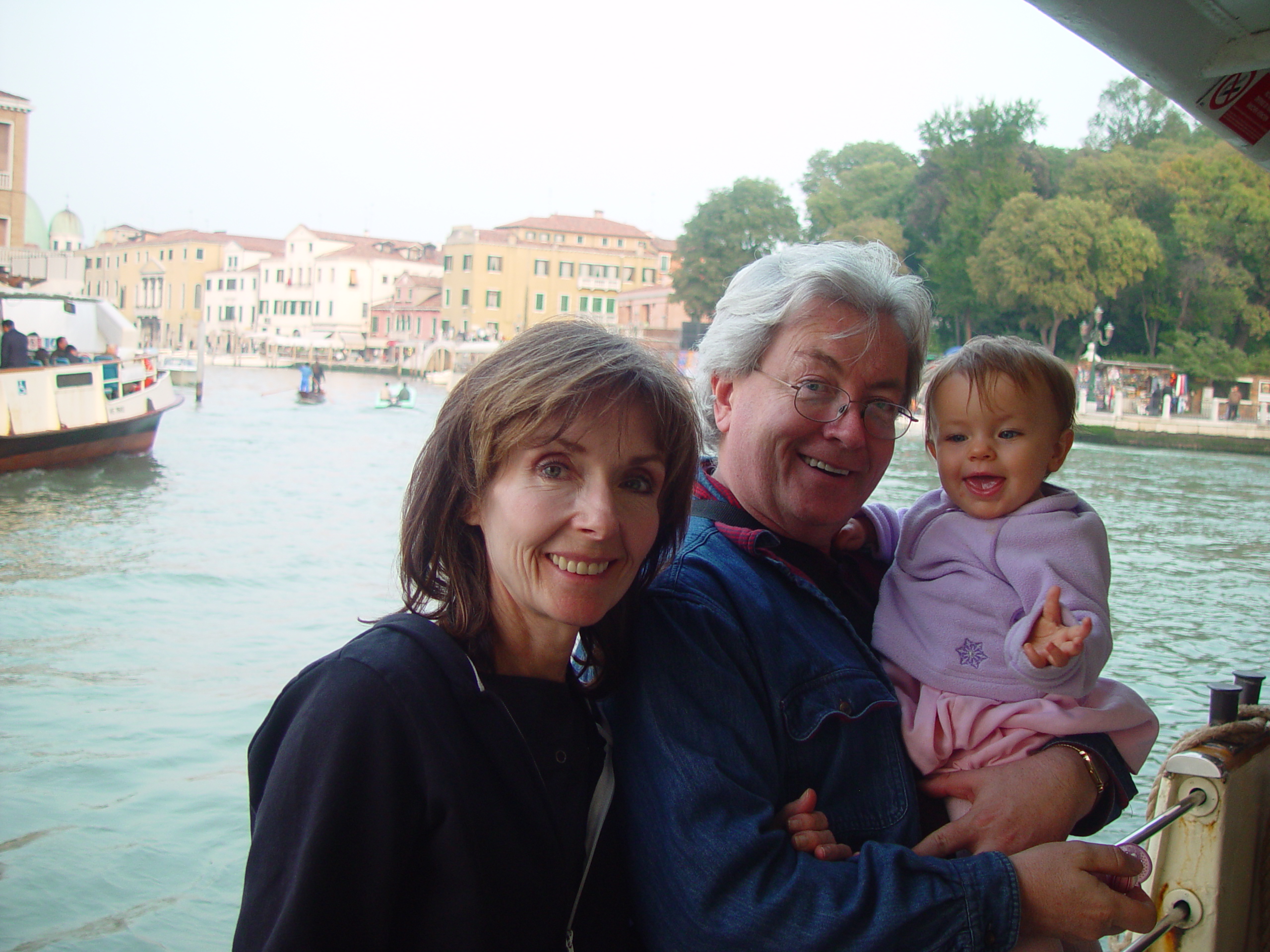 Europe Trip 2005 - Italy (Venice - Pigeons, St Mark's Basilica / Square / Clocktower, Gondola Ride, Gelato)