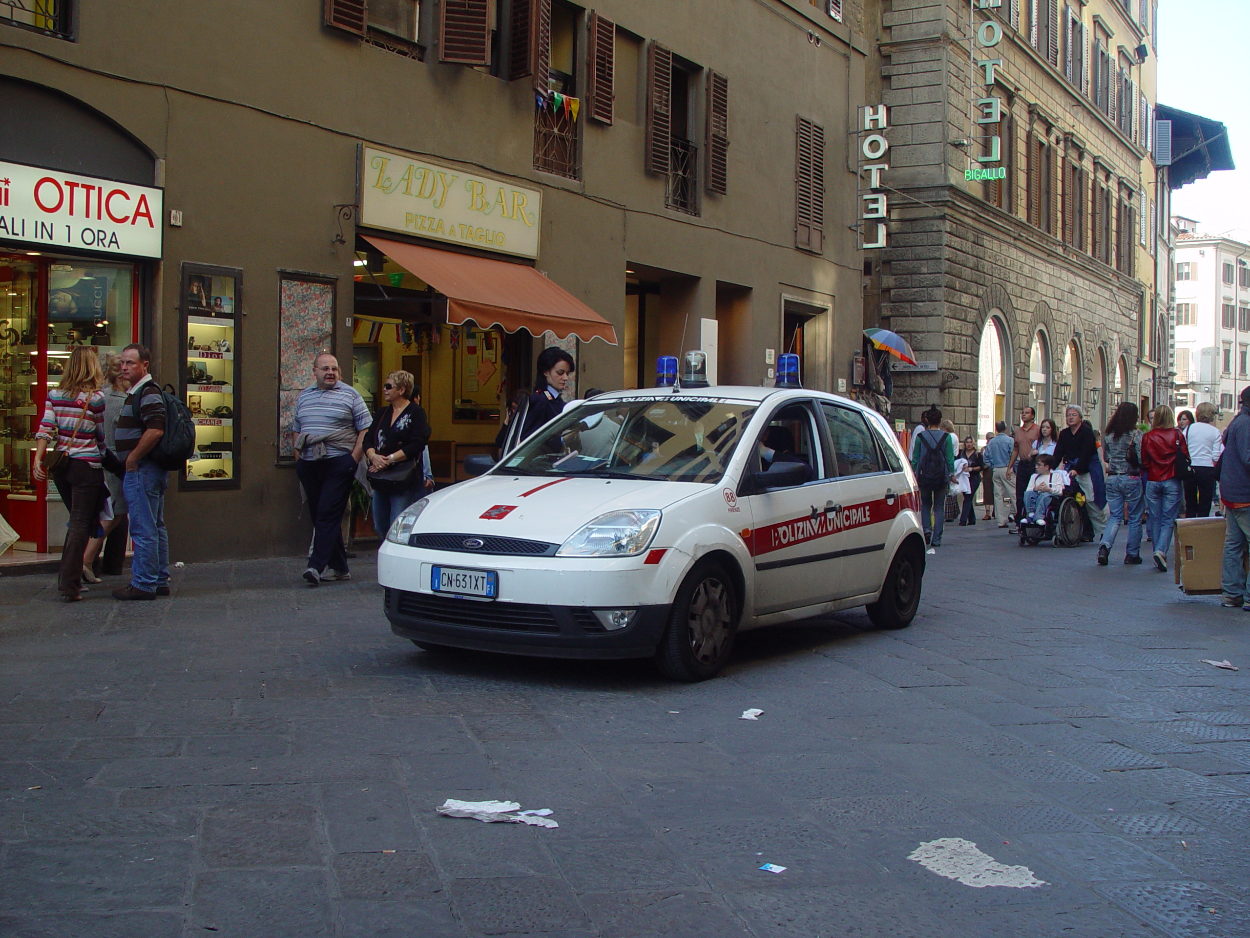 Europe Trip 2005 - Italy (Florence - Michelangelo's David, Florence Duomo & Bell Tower, Gelato, Ponte Vecchio, Muskrats)