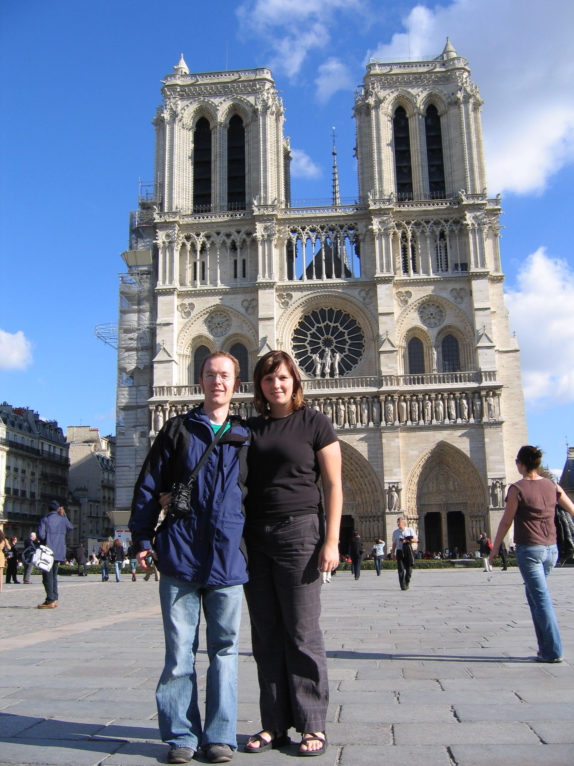 Europe Trip 2005 - France (Paris - Louvre Museum, Notre Dame de Paris, The Crazy Dancing Man)