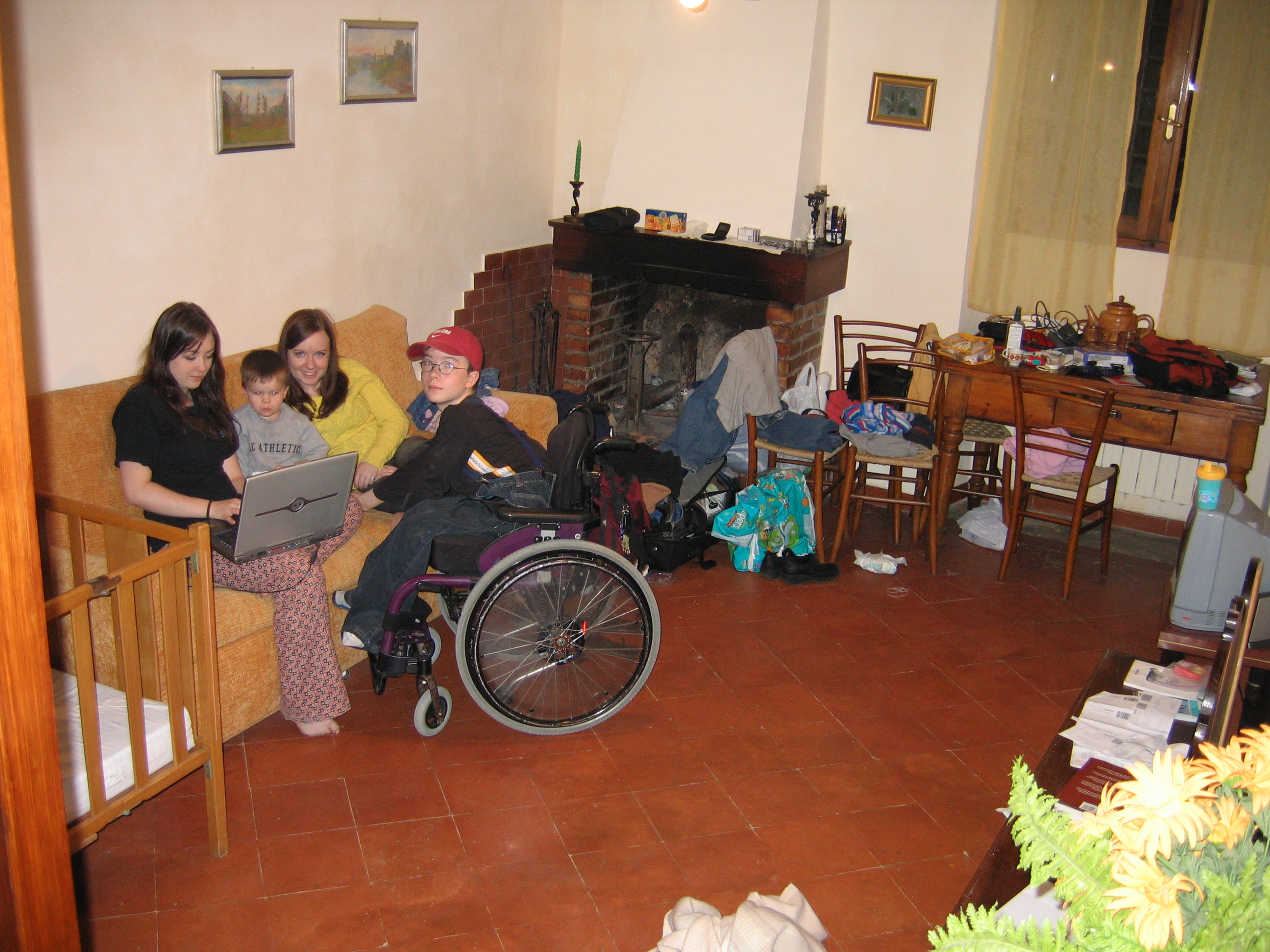 Europe Trip 2005 - Italy (Downtown Pistoia, Lo Storno Restaurant, Italian Riviera - The Cinque Terre - Vernazza)