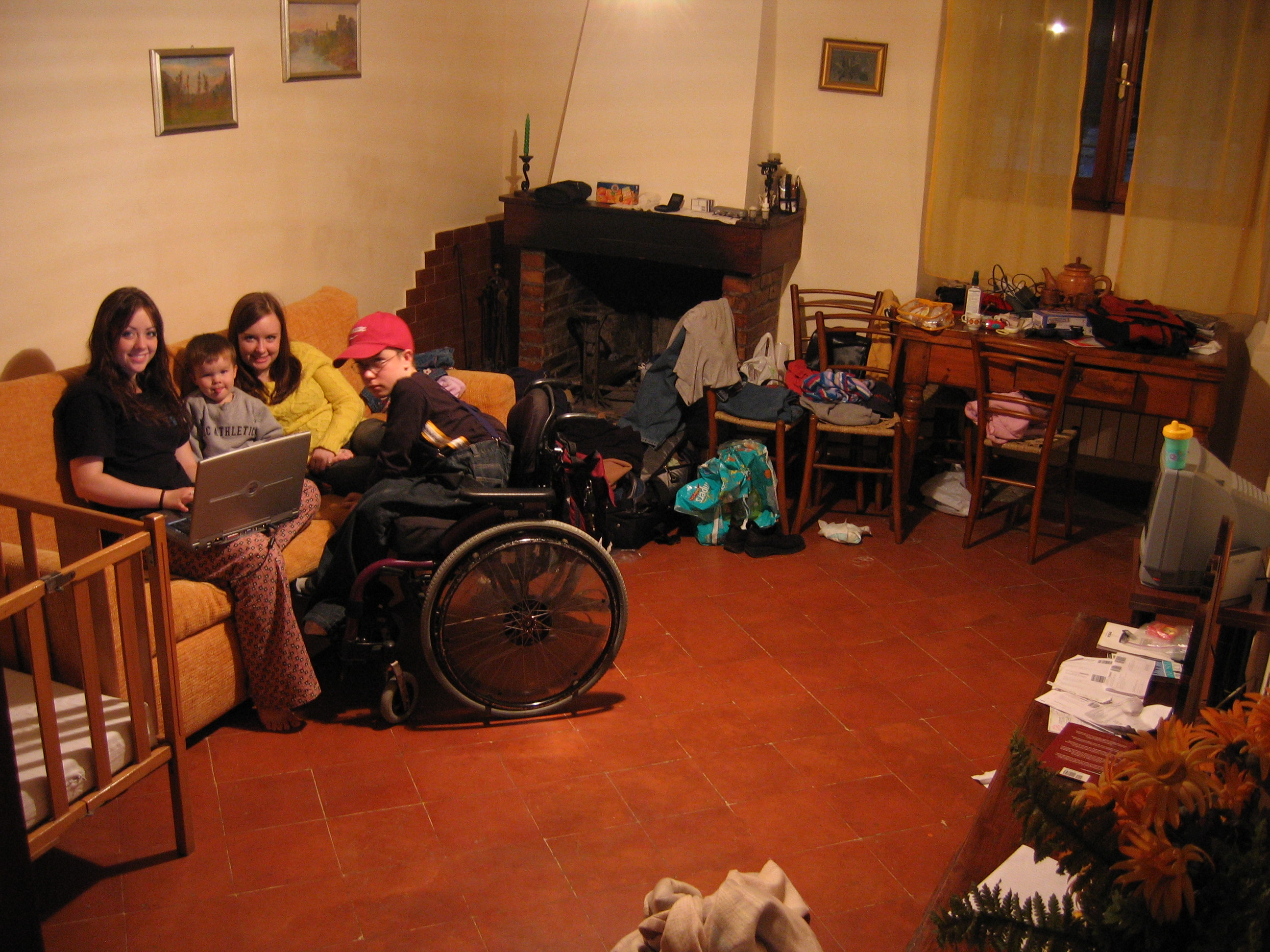 Europe Trip 2005 - Italy (Downtown Pistoia, Lo Storno Restaurant, Italian Riviera - The Cinque Terre - Vernazza)