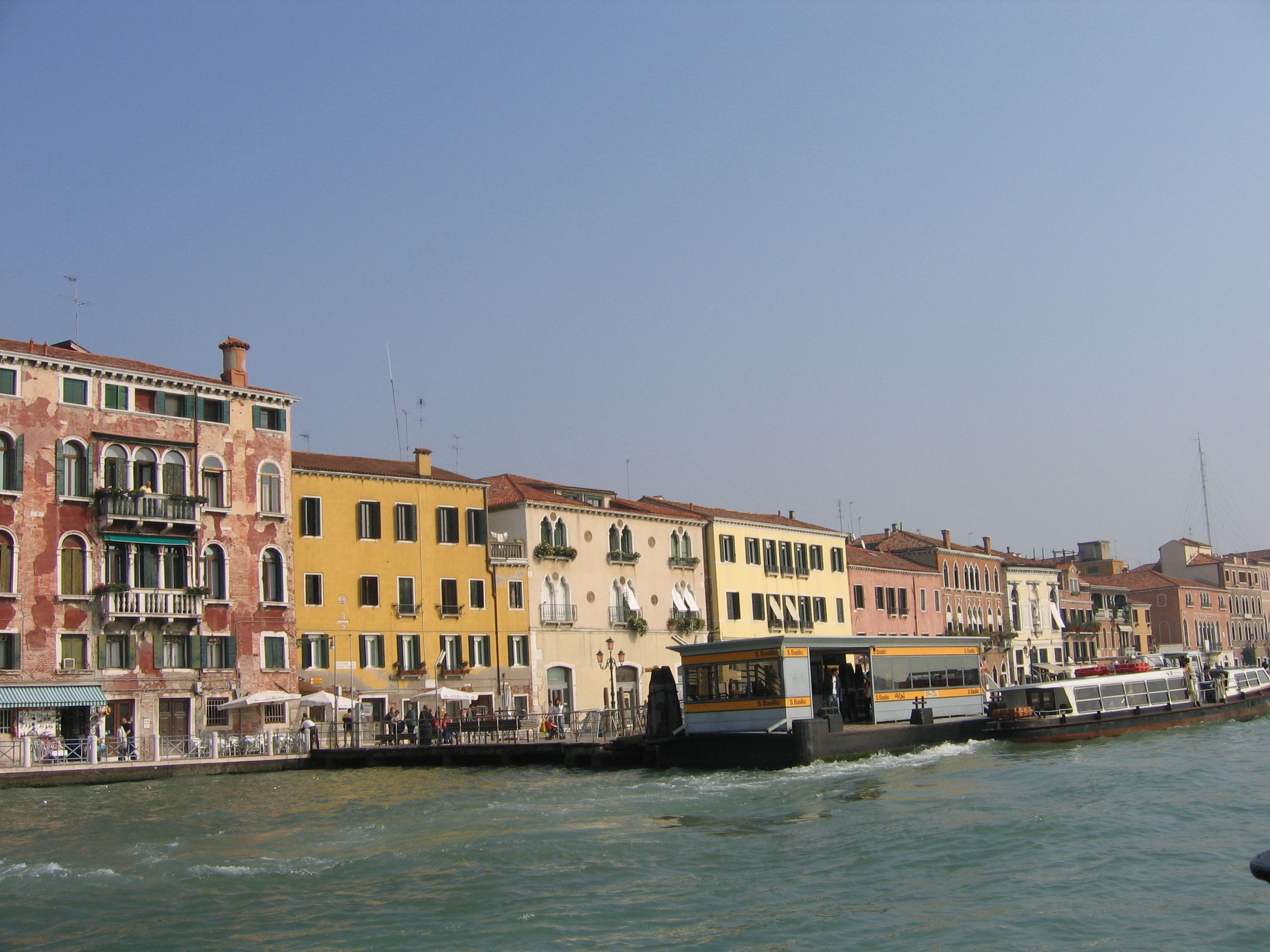 Europe Trip 2005 - Italy (Venice - Pigeons, St Mark's Basilica / Square / Clocktower, Gondola Ride, Gelato)