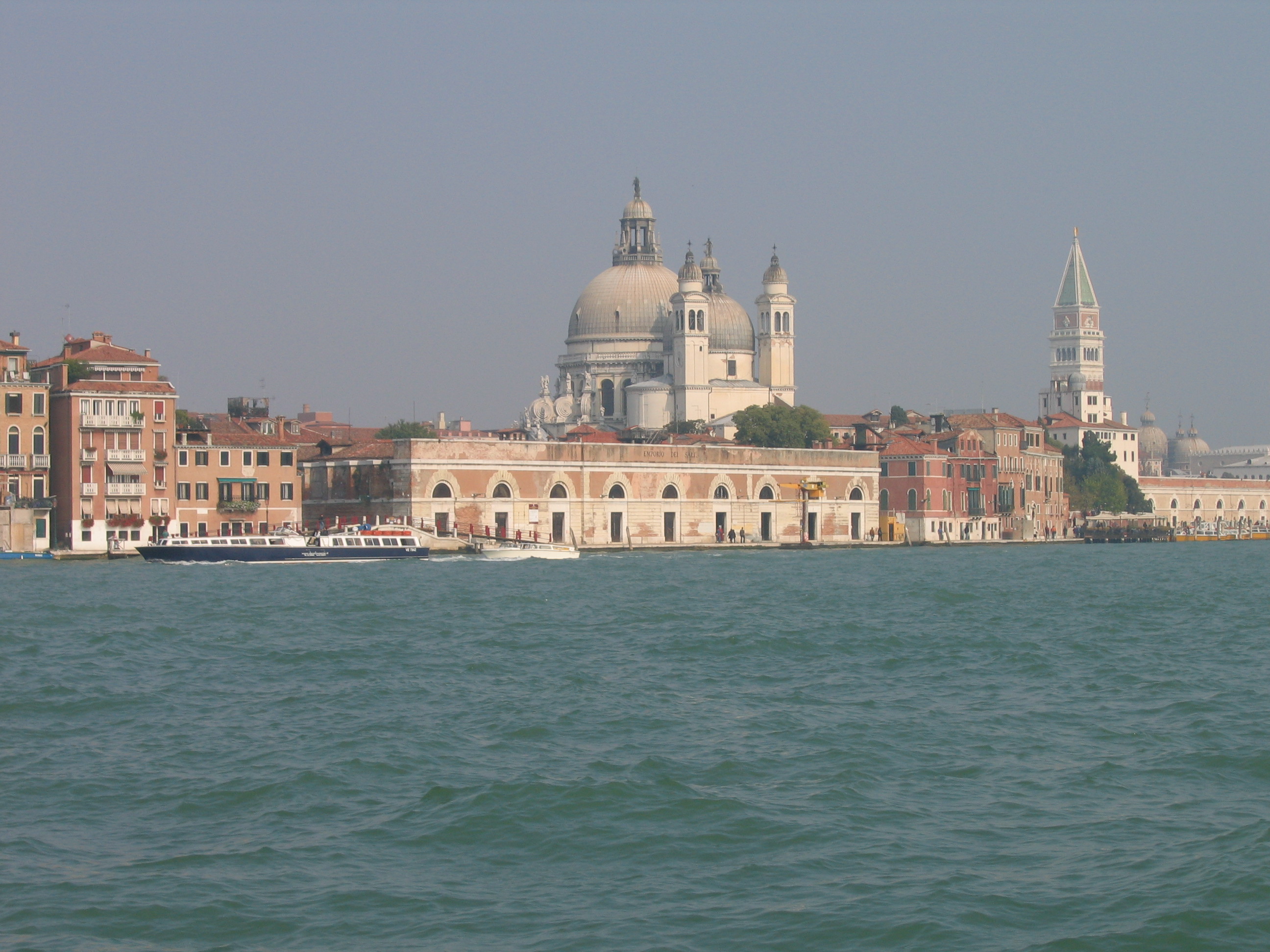 Europe Trip 2005 - Italy (Venice - Pigeons, St Mark's Basilica / Square / Clocktower, Gondola Ride, Gelato)