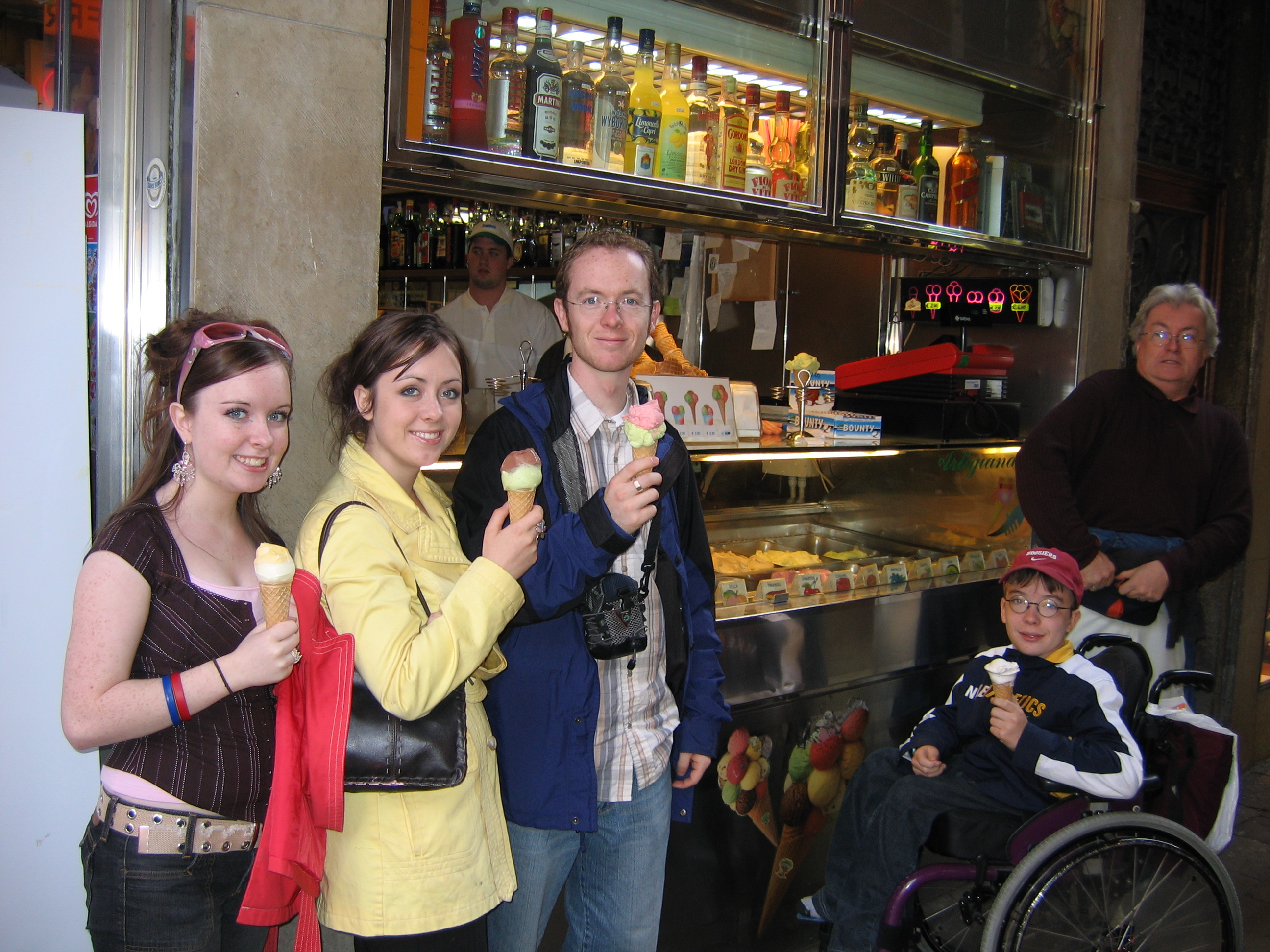 Europe Trip 2005 - Italy (Venice - Pigeons, St Mark's Basilica / Square / Clocktower, Gondola Ride, Gelato)