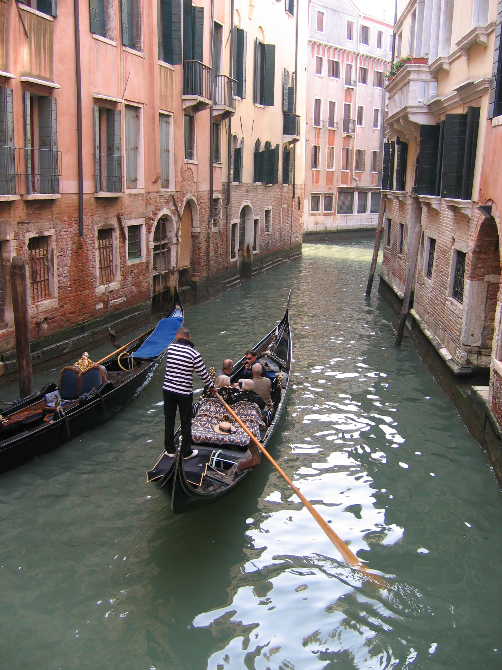 Europe Trip 2005 - Italy (Venice - Pigeons, St Mark's Basilica / Square / Clocktower, Gondola Ride, Gelato)