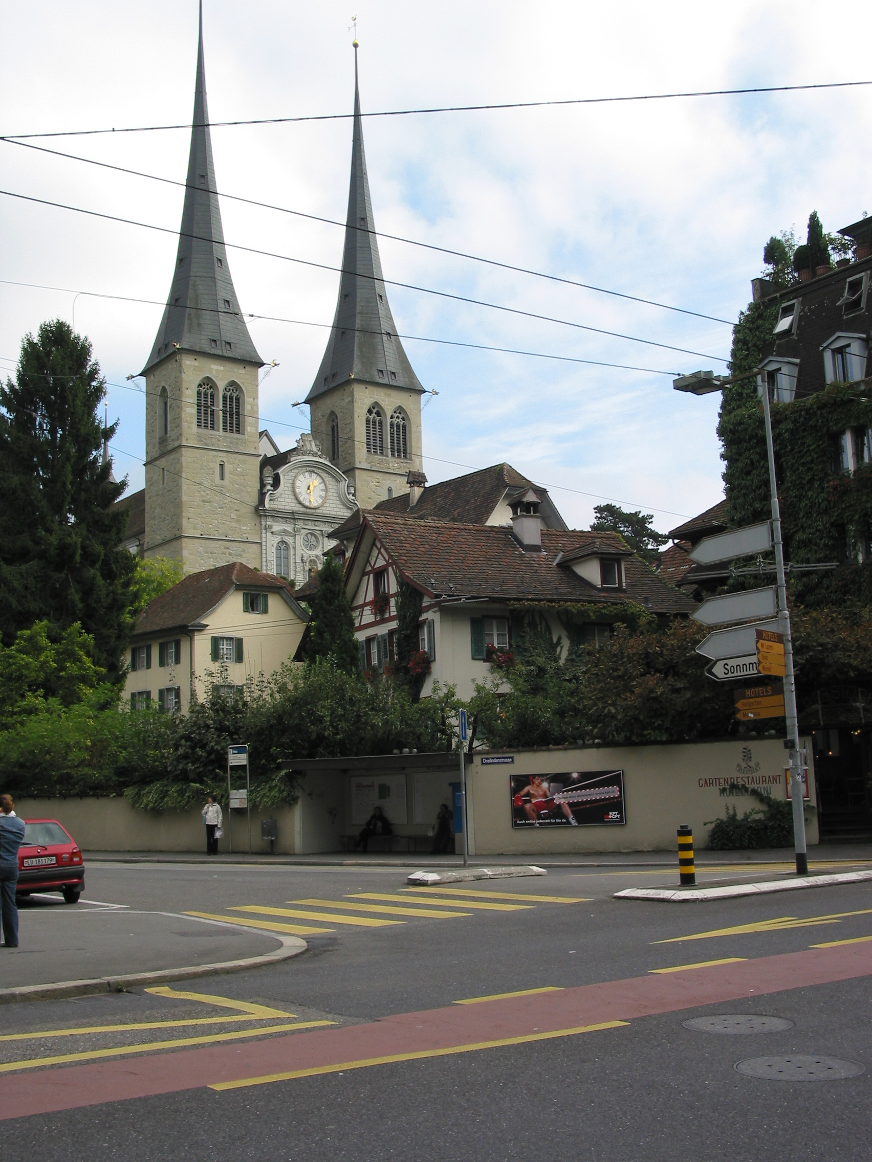 Europe Trip 2005 - Switzerland (Lucerne - The Lion Monument, Swiss Fondue, Scary Masks)