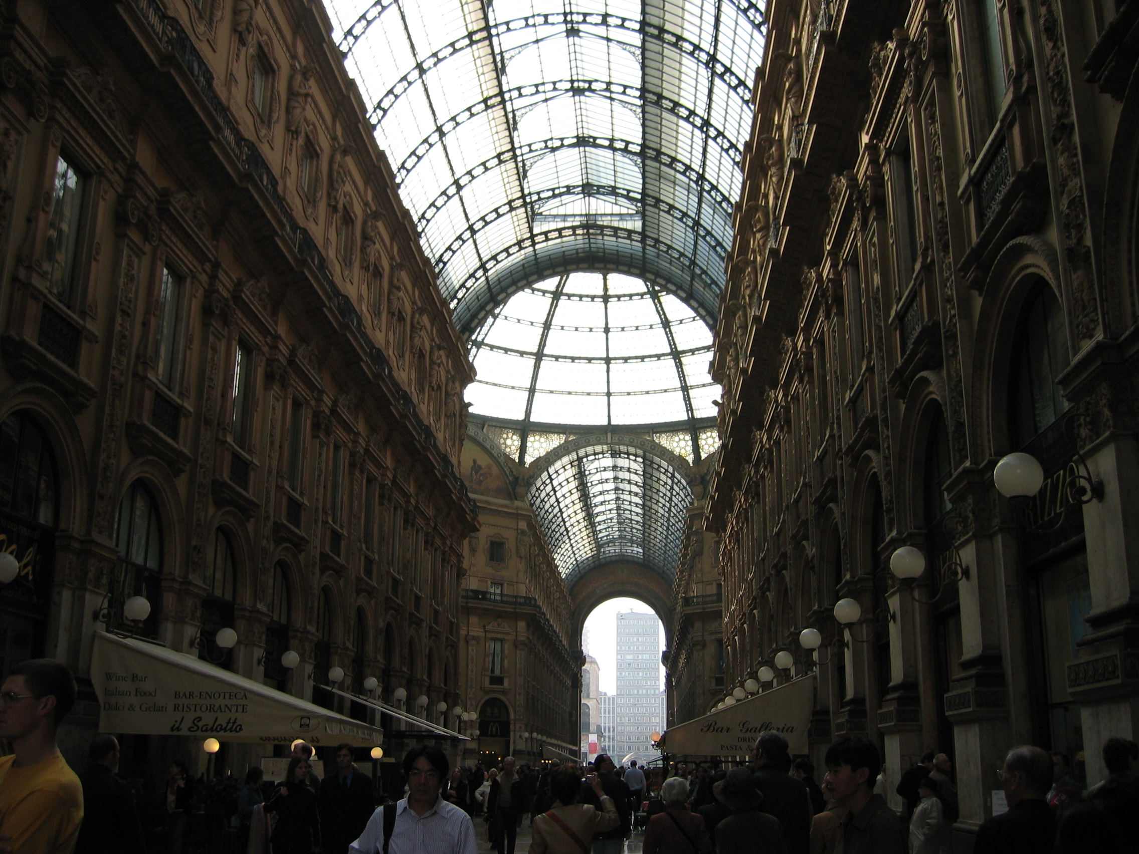 Europe Trip 2005 - Italy (Milan - Duomo, Galleria Vittorio Emanuele, Italian Pizza, La Scala, Leonardo's 