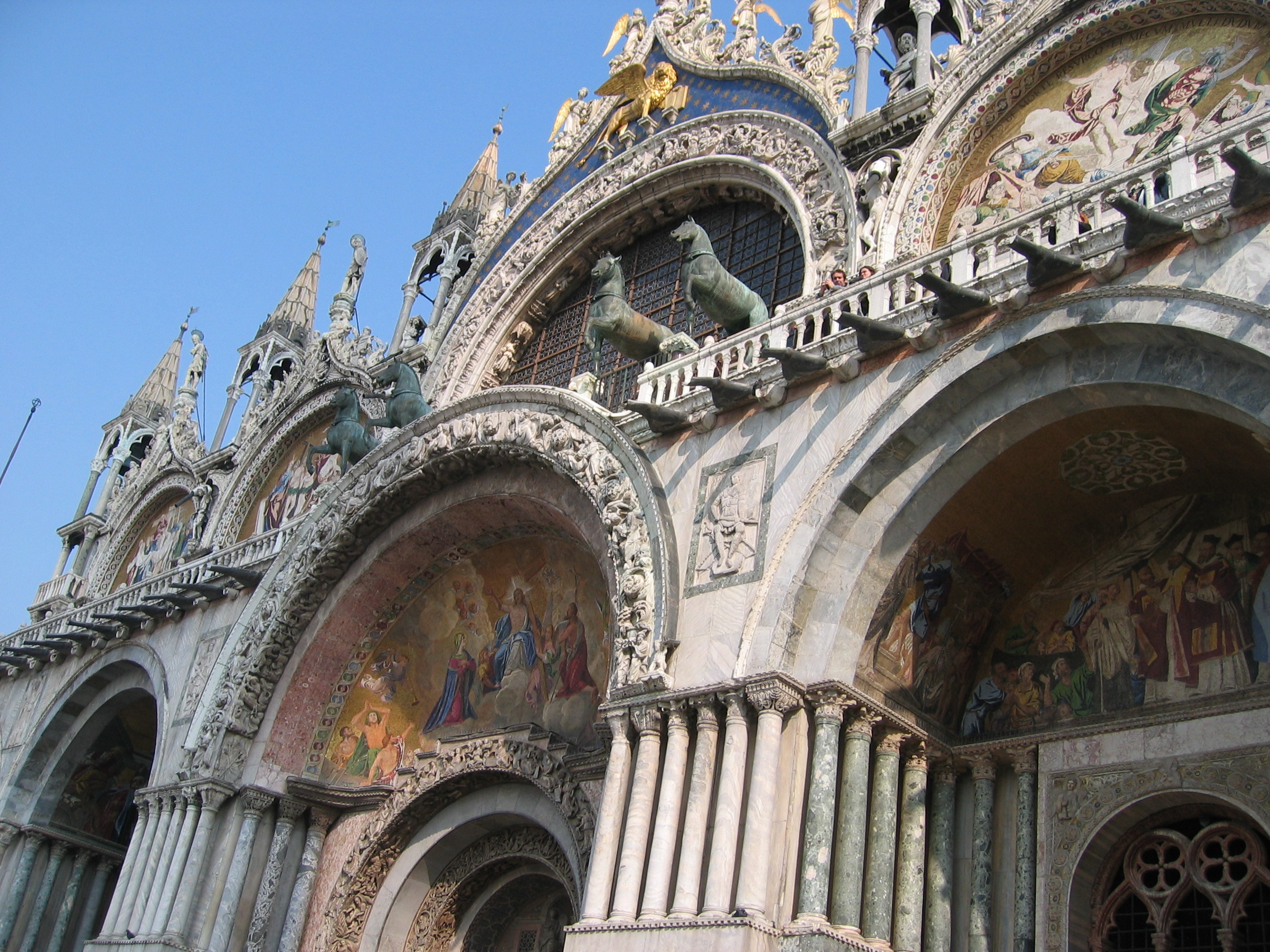 Europe Trip 2005 - Italy (Venice - Pigeons, St Mark's Basilica / Square / Clocktower, Gondola Ride, Gelato)