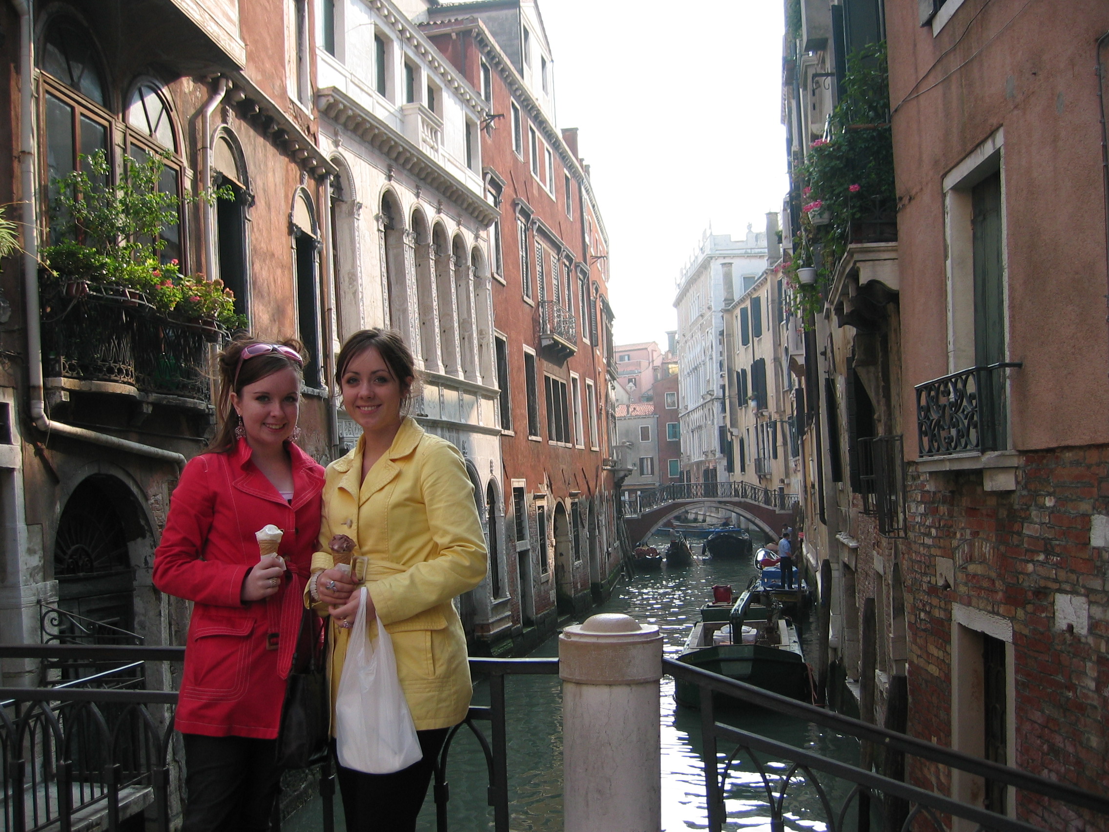 Europe Trip 2005 - Italy (Venice - Pigeons, St Mark's Basilica / Square / Clocktower, Gondola Ride, Gelato)