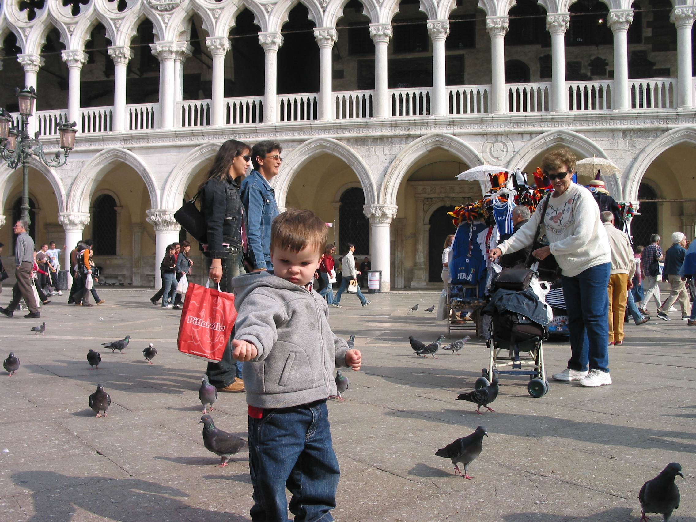 Europe Trip 2005 - Italy (Venice - Pigeons, St Mark's Basilica / Square / Clocktower, Gondola Ride, Gelato)