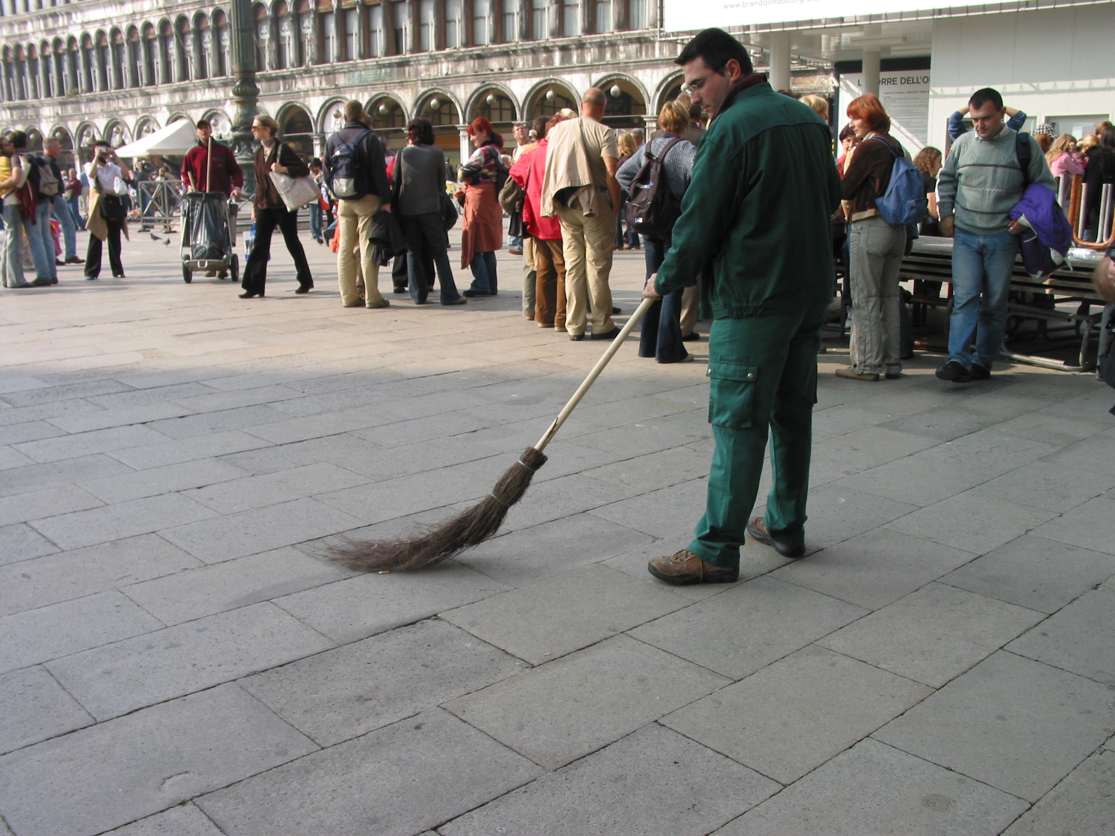Europe Trip 2005 - Italy (Venice - Pigeons, St Mark's Basilica / Square / Clocktower, Gondola Ride, Gelato)