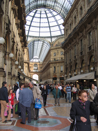 Europe Trip 2005 - Italy (Milan - Duomo, Galleria Vittorio Emanuele, Italian Pizza, La Scala, Leonardo's 