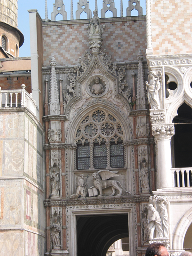 Europe Trip 2005 - Italy (Venice - Pigeons, St Mark's Basilica / Square / Clocktower, Gondola Ride, Gelato)