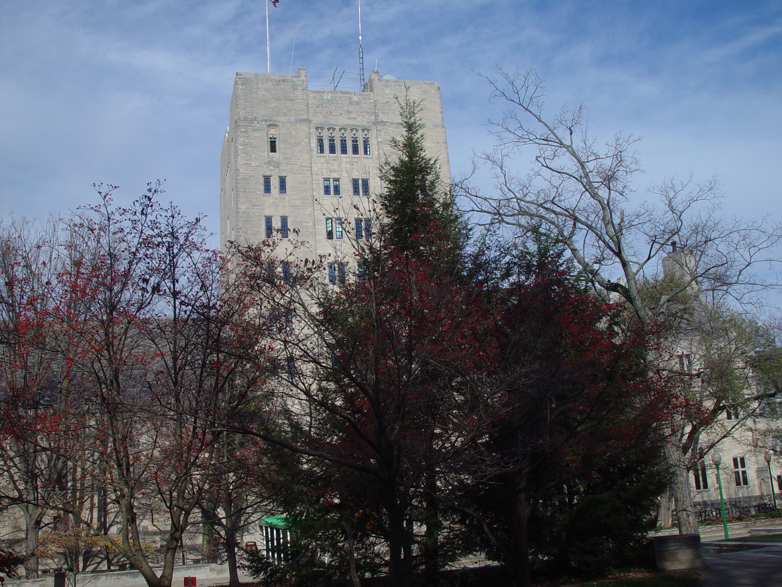 Trip to Bloomington, Indiana to see Vanessa in Macbeth