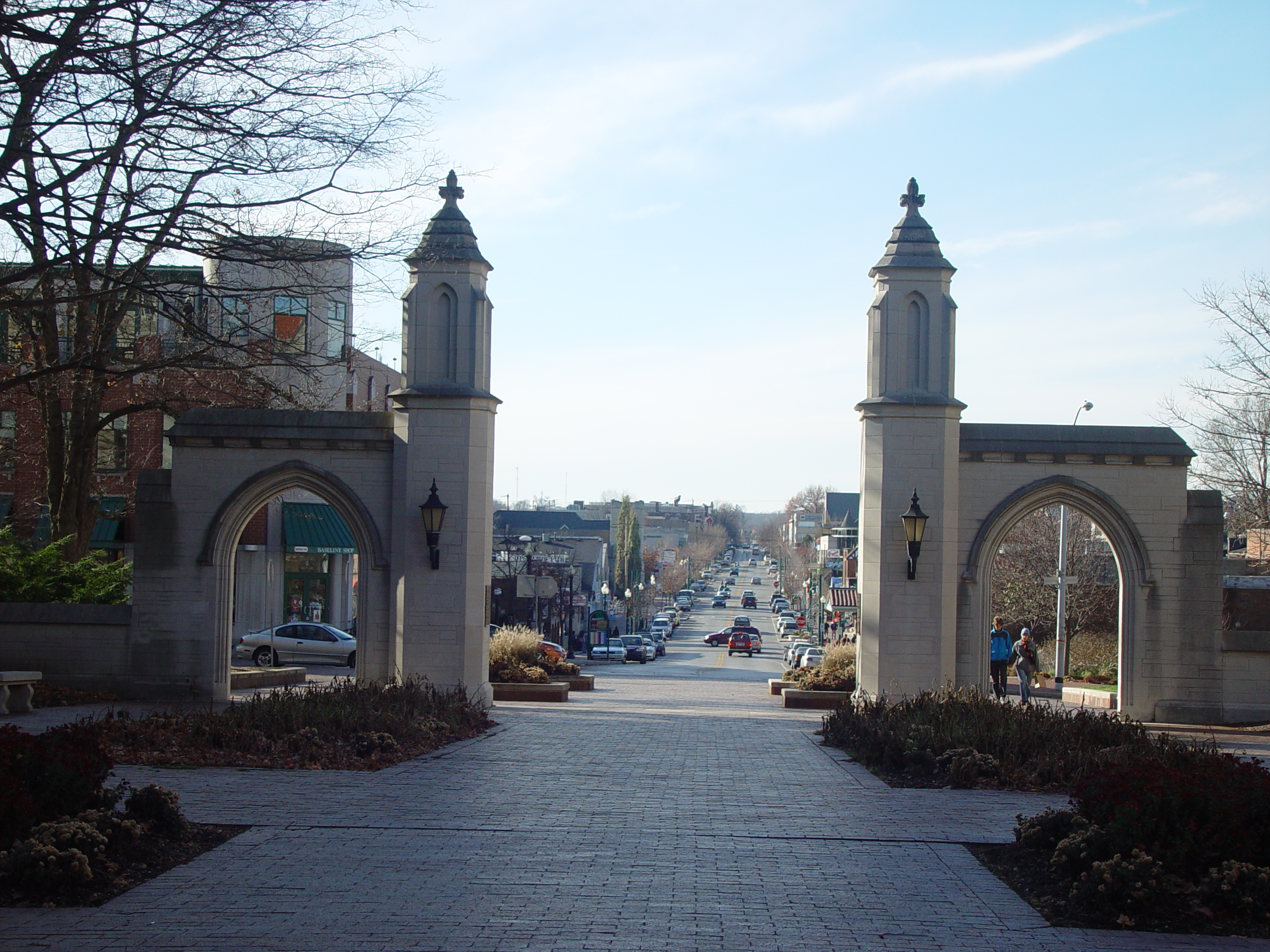 Trip to Bloomington, Indiana to see Vanessa in Macbeth