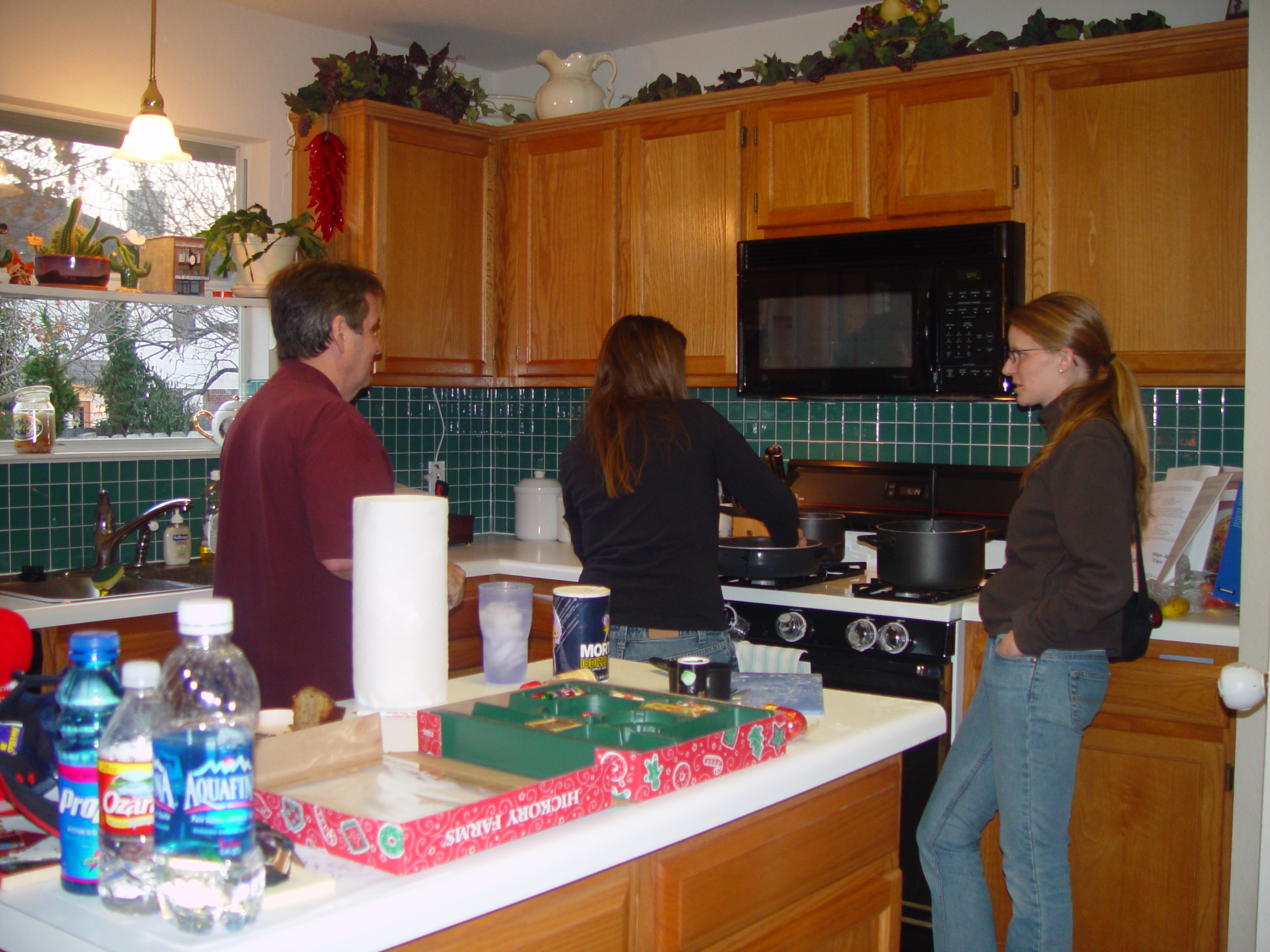 Christmas 2005 - Decorating the Christmas Tree, Christmas Party, Palmers Arrive