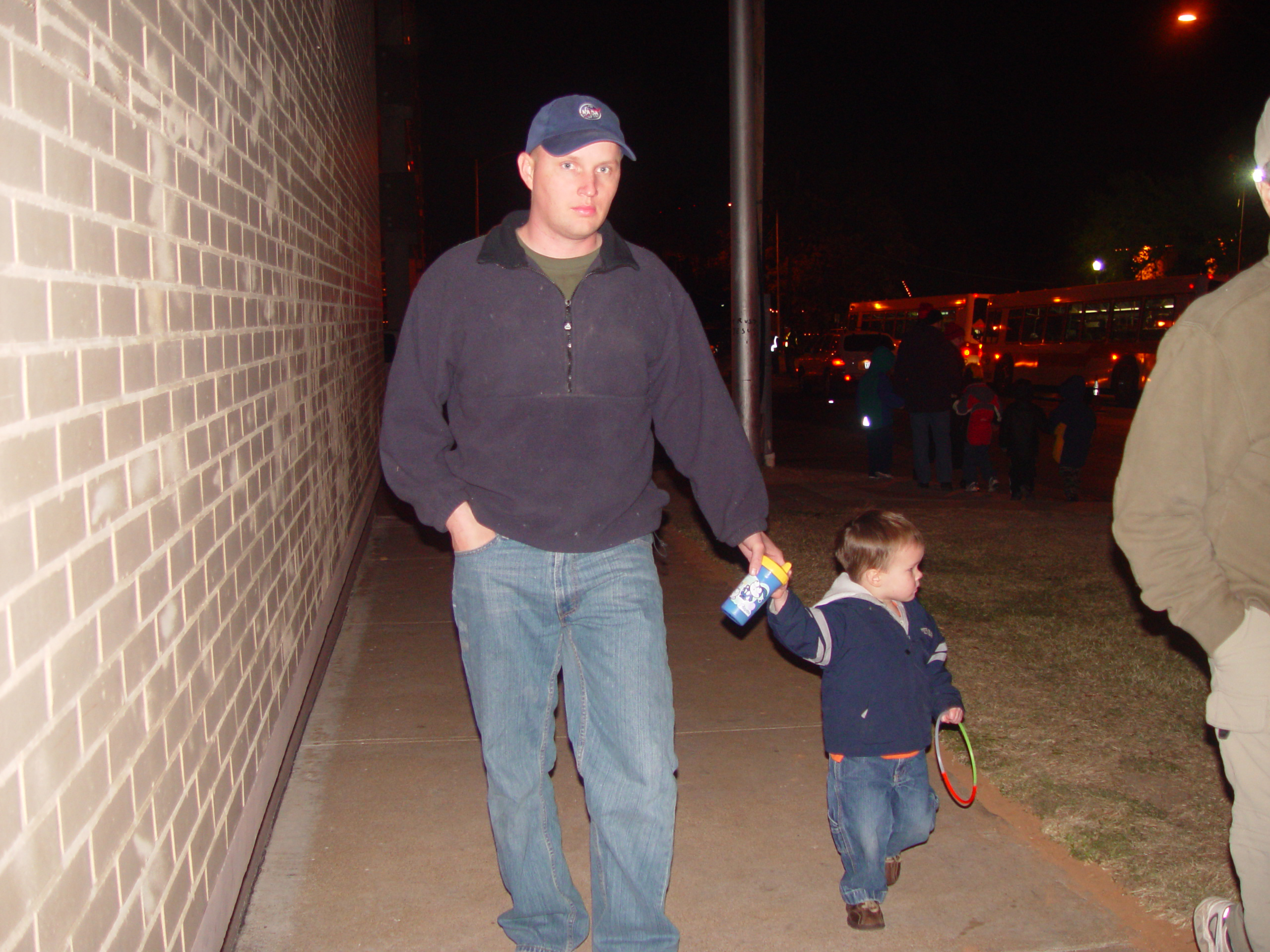 Christmas 2005 - Austin Trail of Lights, Making Cotton Candy