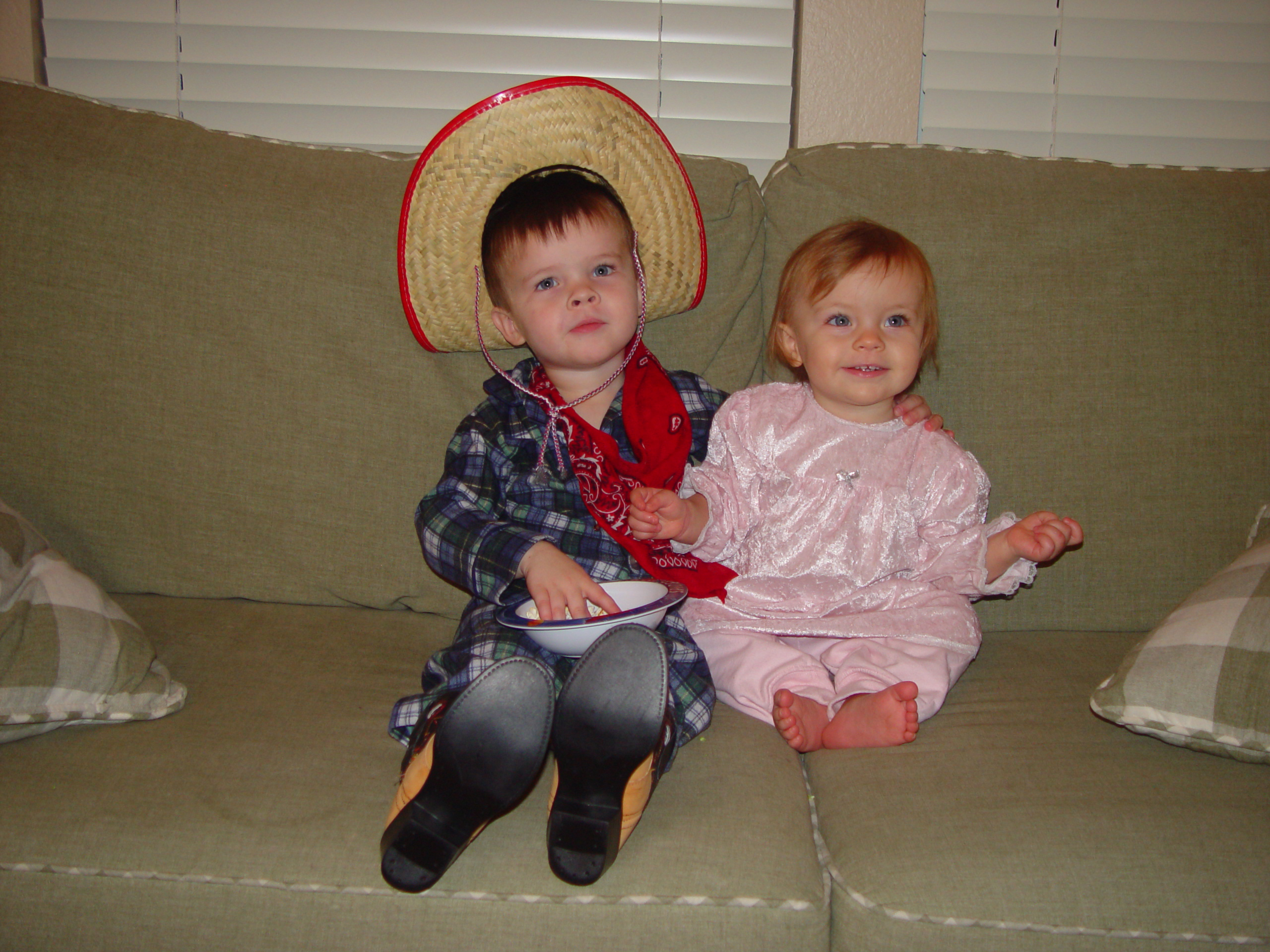 Zack & Ava - Bikeride, Cowboy, Elf, Playing in the Tub, Sunglasses & Scarf