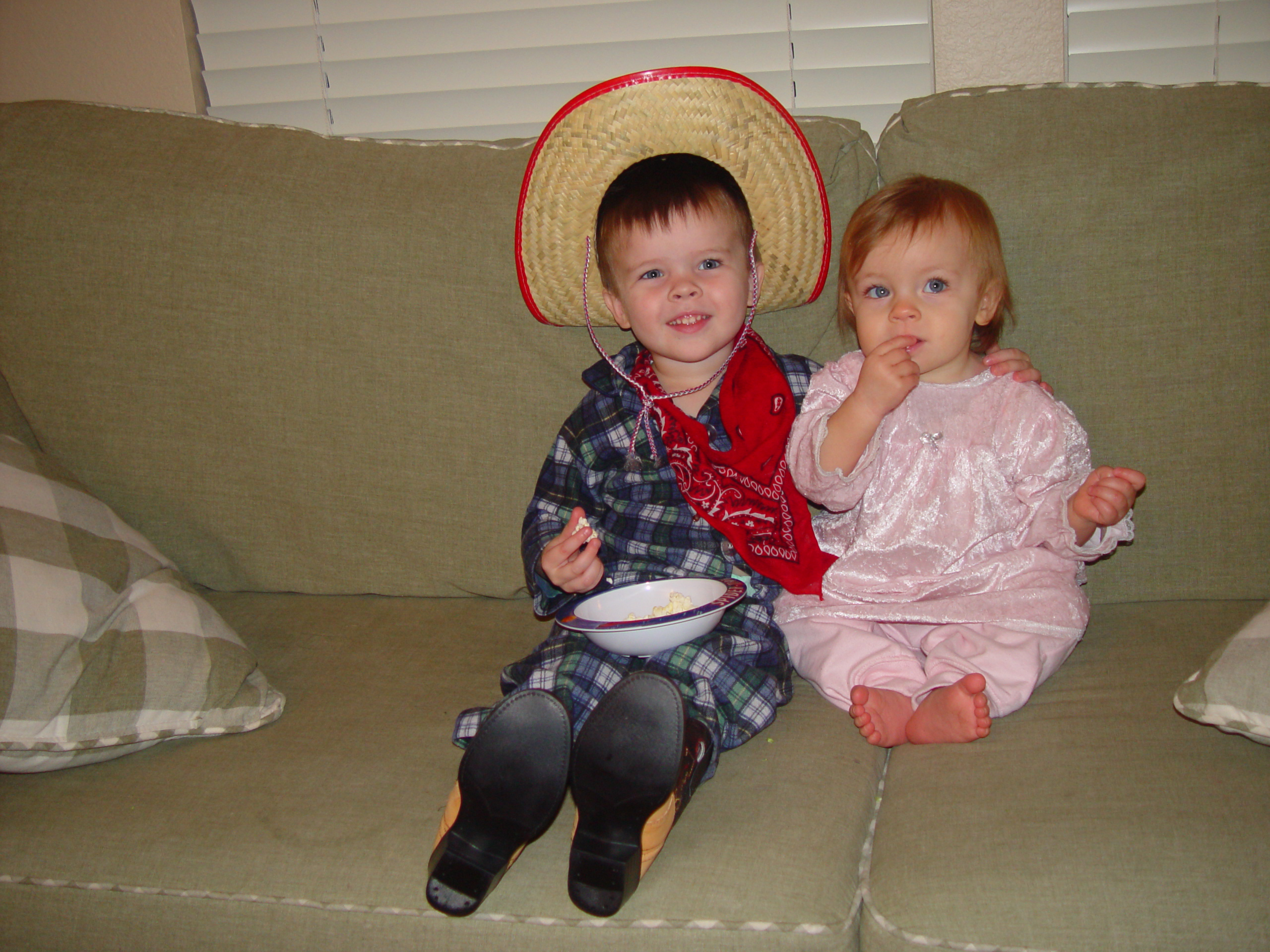 Zack & Ava - Bikeride, Cowboy, Elf, Playing in the Tub, Sunglasses & Scarf