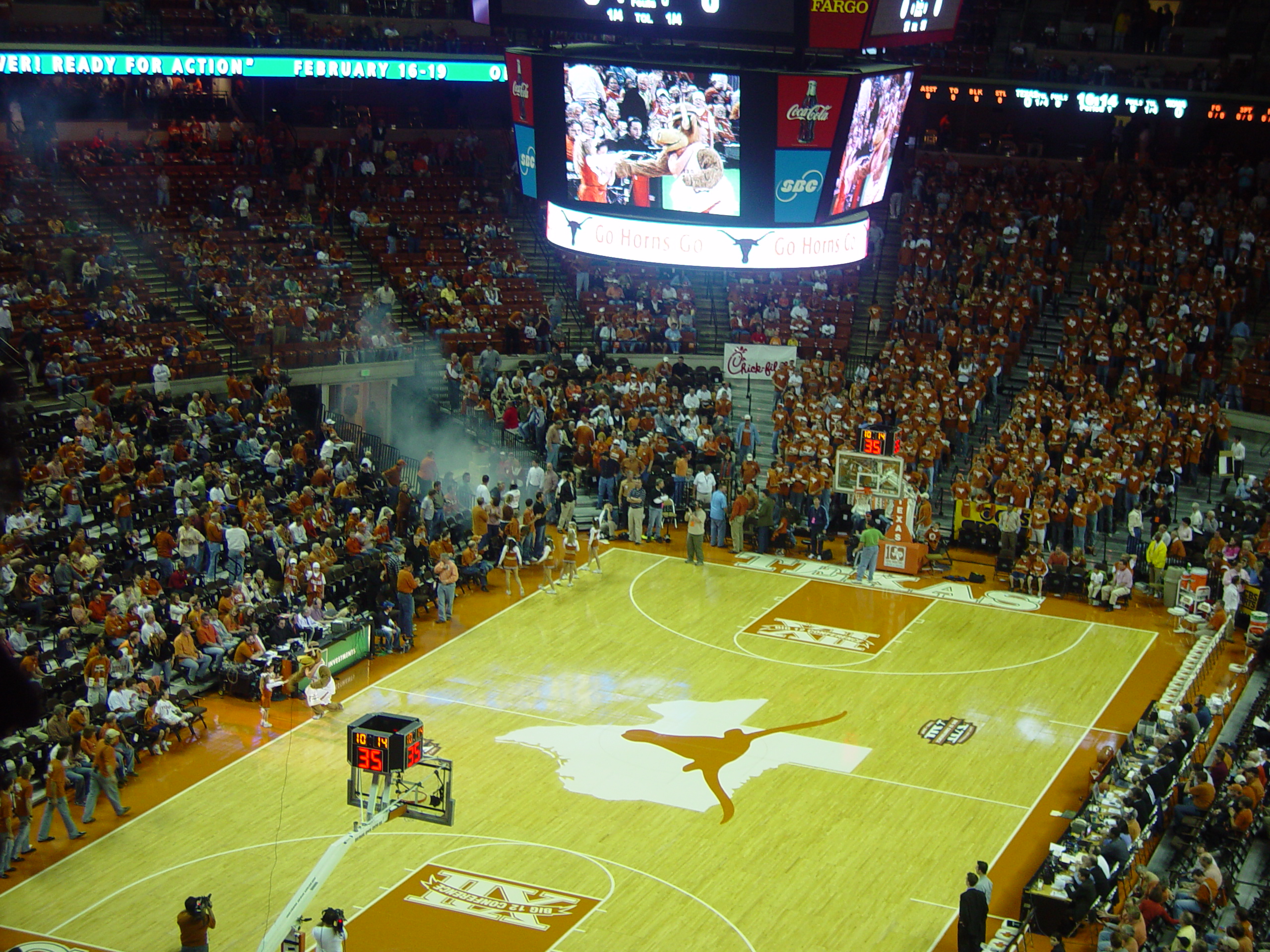 Longhorn Basketball - #9 Texas defeats #3 Villanova