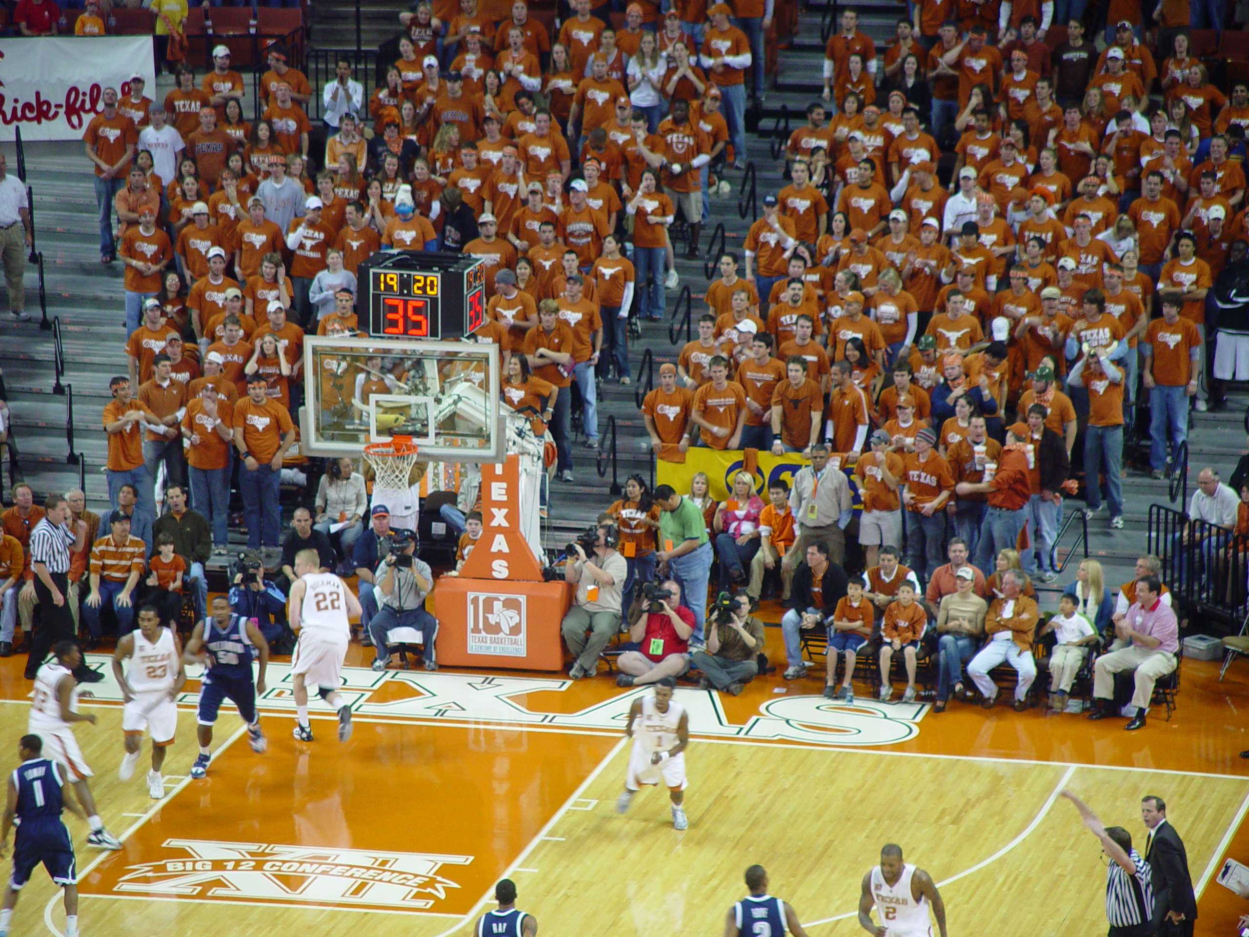 Longhorn Basketball - #9 Texas defeats #3 Villanova