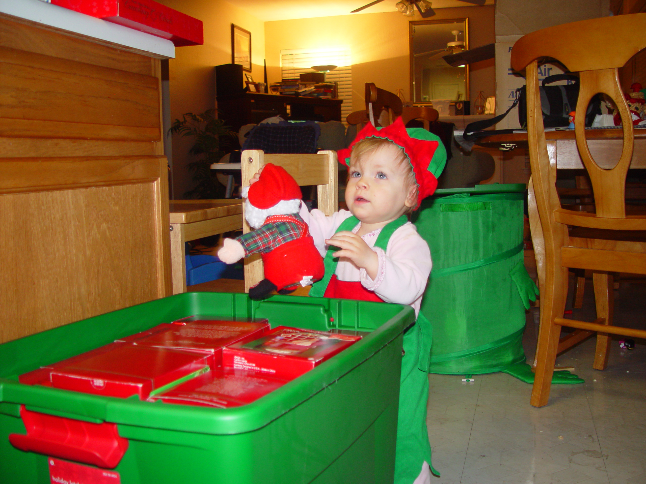 Zack & Ava - Bikeride, Cowboy, Elf, Playing in the Tub, Sunglasses & Scarf