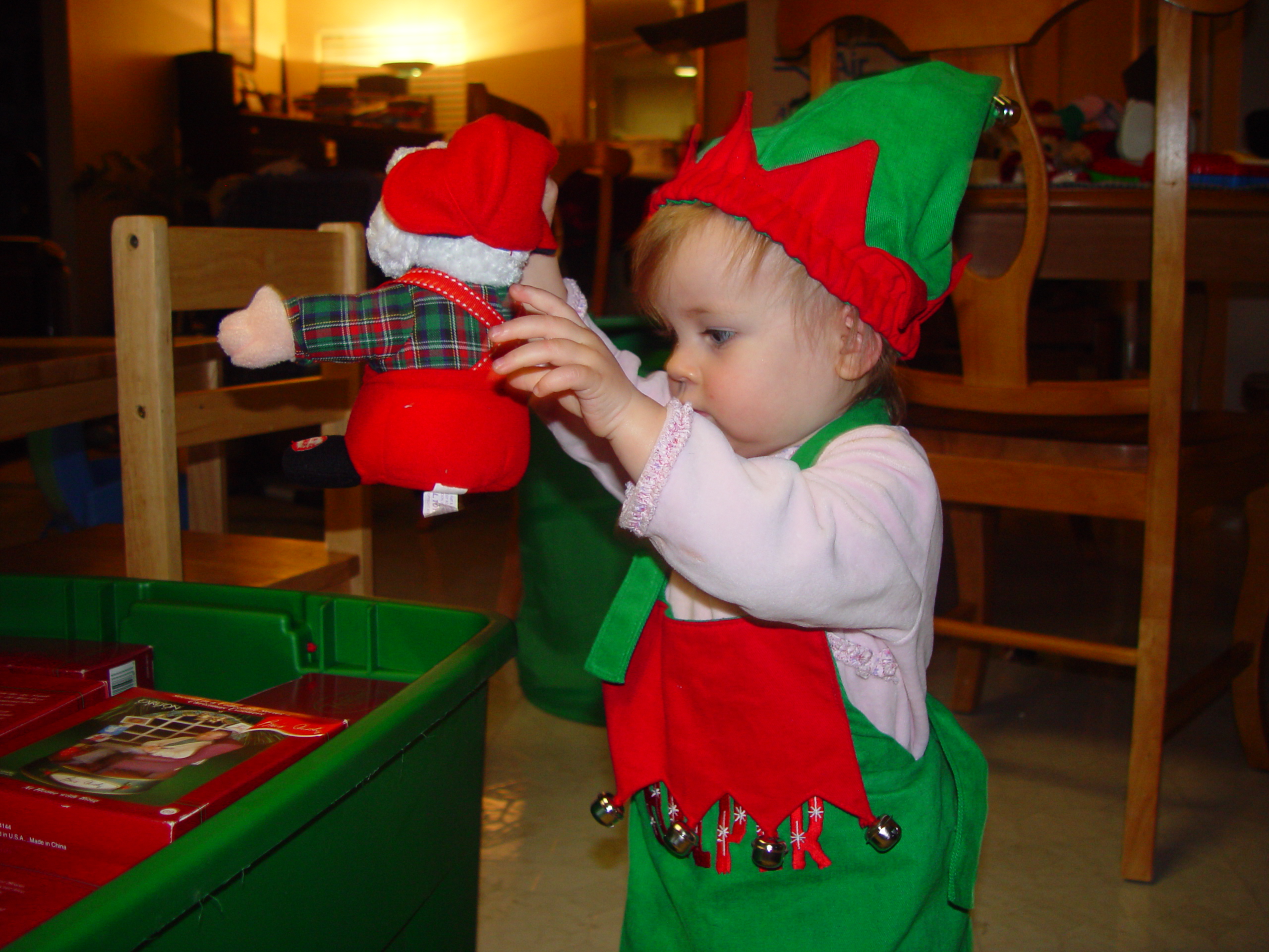 Zack & Ava - Bikeride, Cowboy, Elf, Playing in the Tub, Sunglasses & Scarf