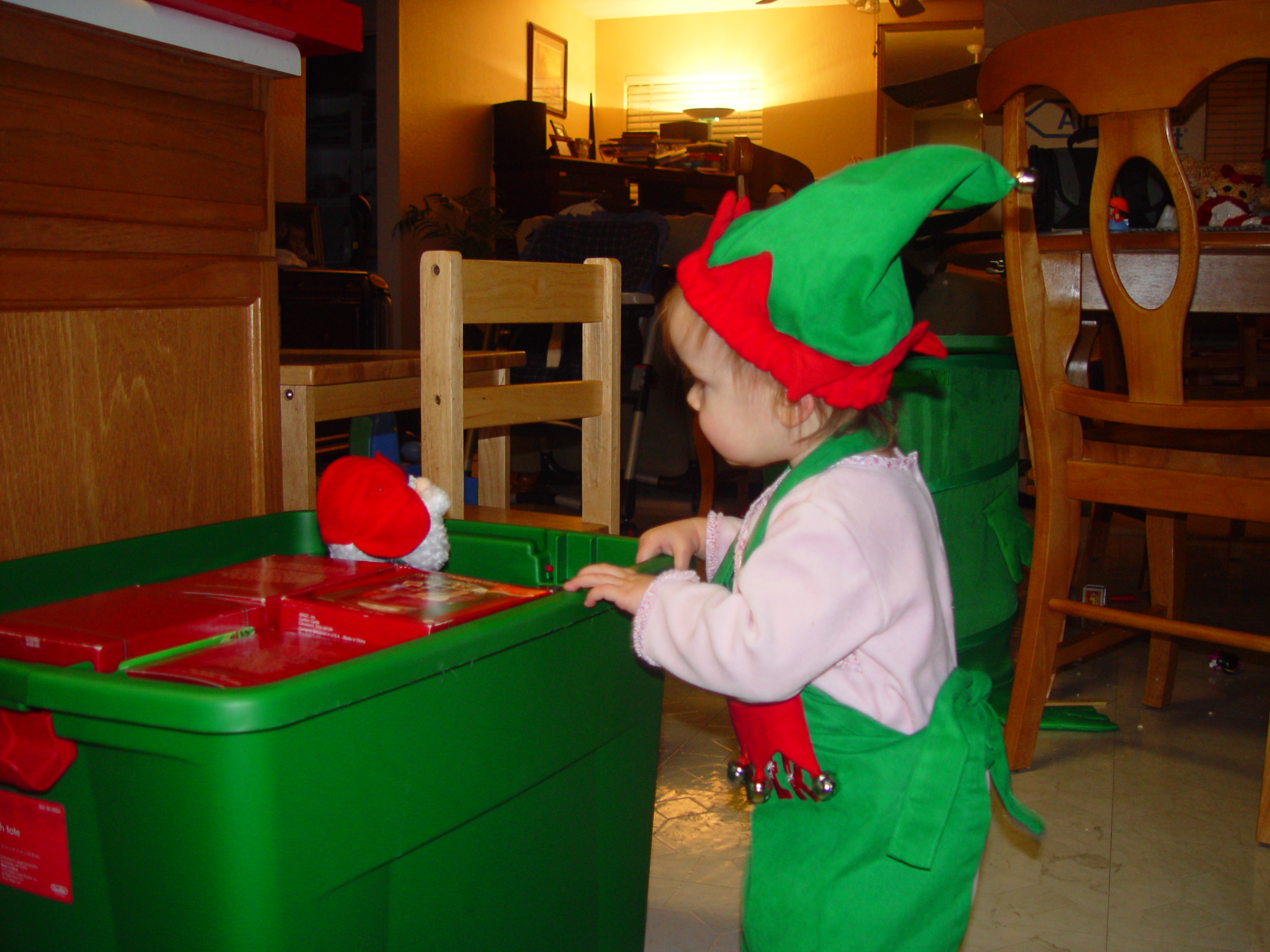 Zack & Ava - Bikeride, Cowboy, Elf, Playing in the Tub, Sunglasses & Scarf