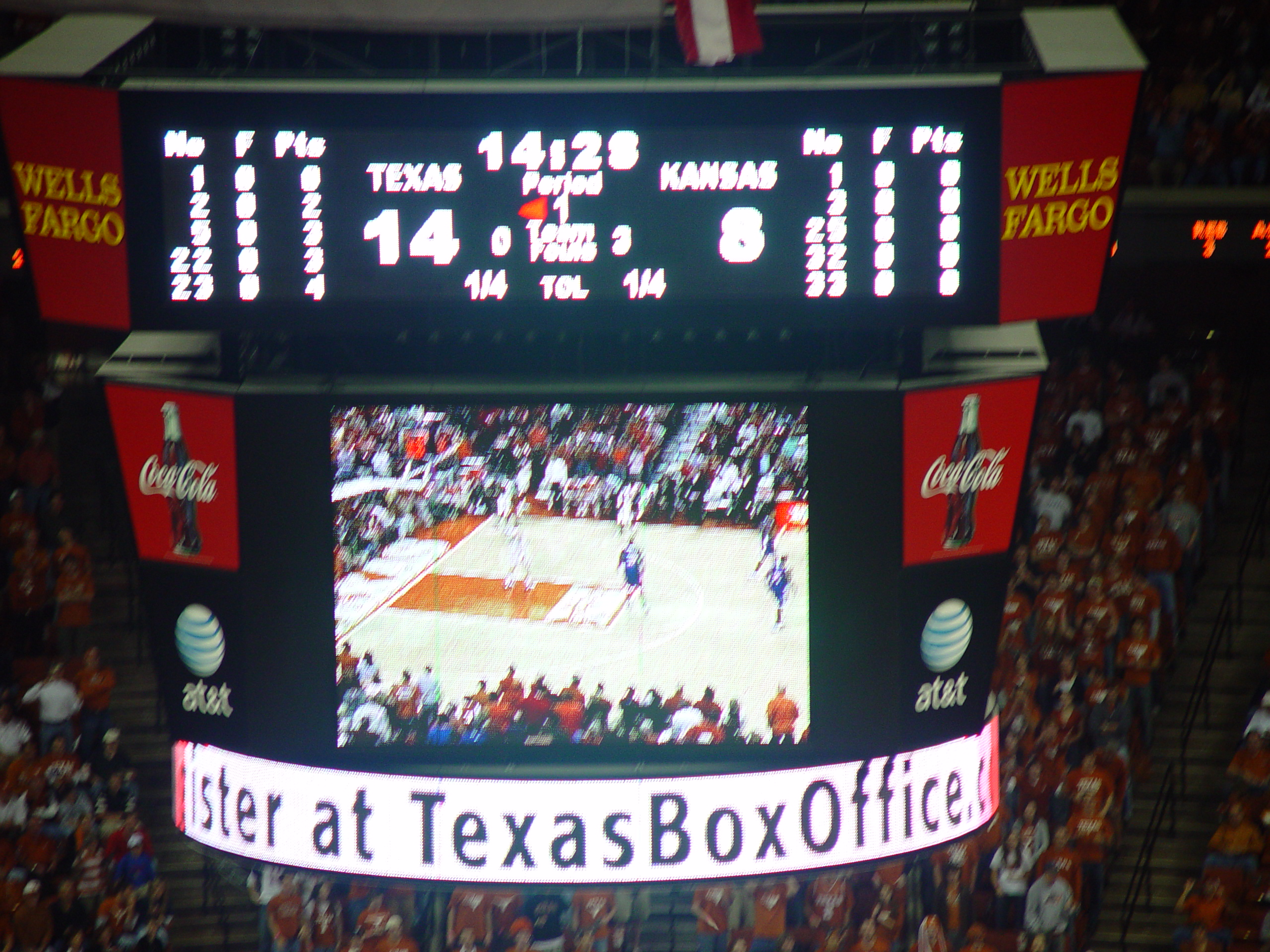 Austin Ice Bats, Longhorn Basketball - #7 Texas destroys #16 Kansas by 25