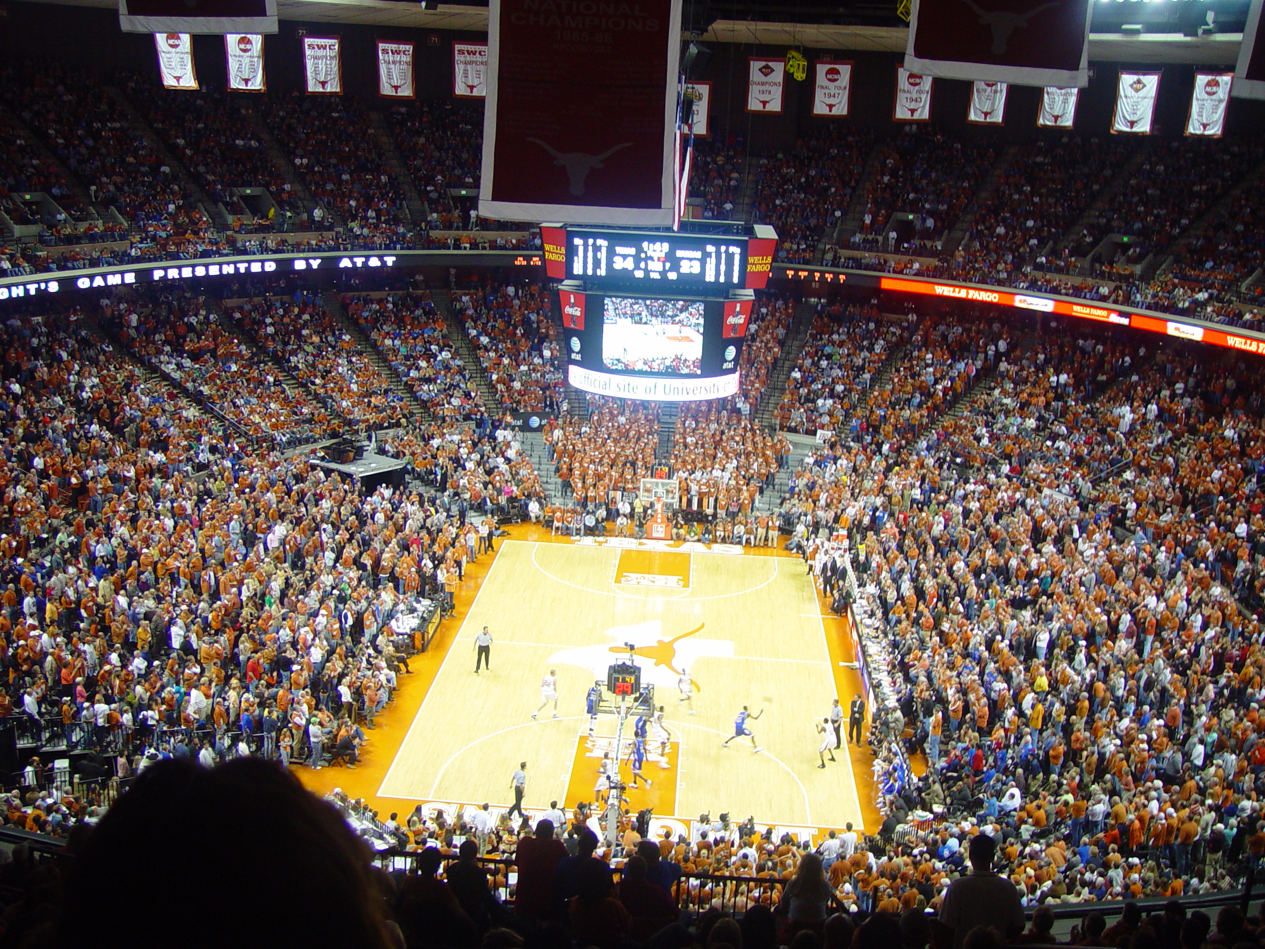 Austin Ice Bats, Longhorn Basketball - #7 Texas destroys #16 Kansas by 25