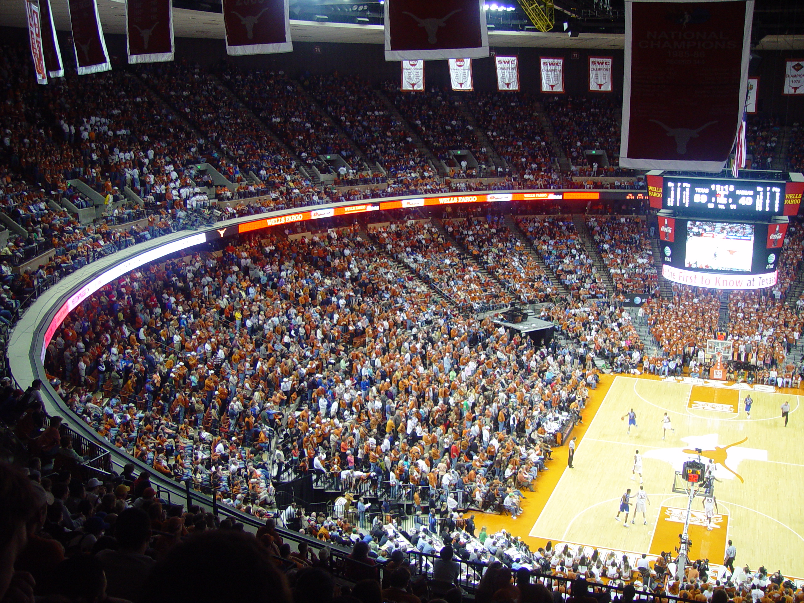 Austin Ice Bats, Longhorn Basketball - #7 Texas destroys #16 Kansas by 25