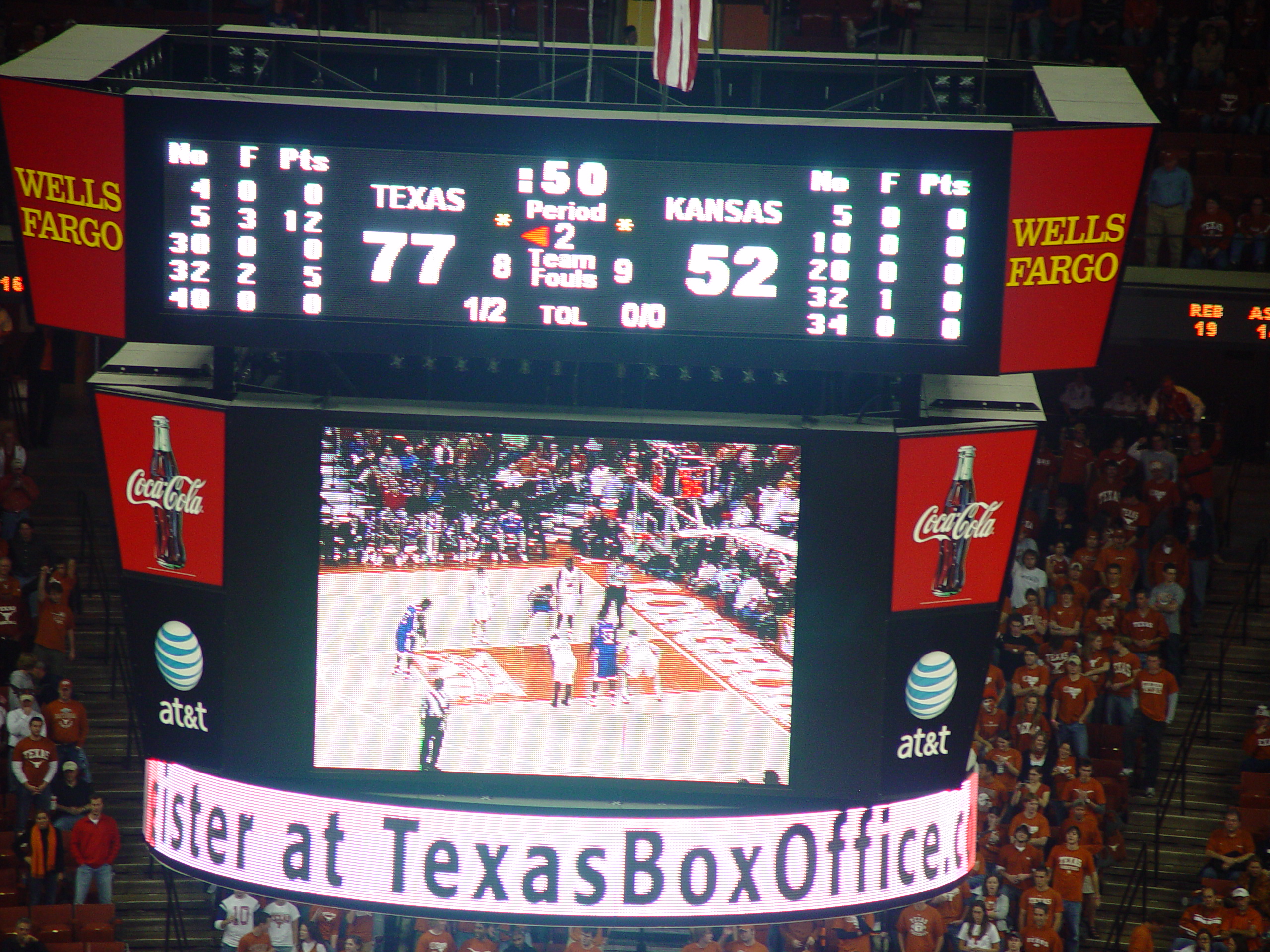 Austin Ice Bats, Longhorn Basketball - #7 Texas destroys #16 Kansas by 25