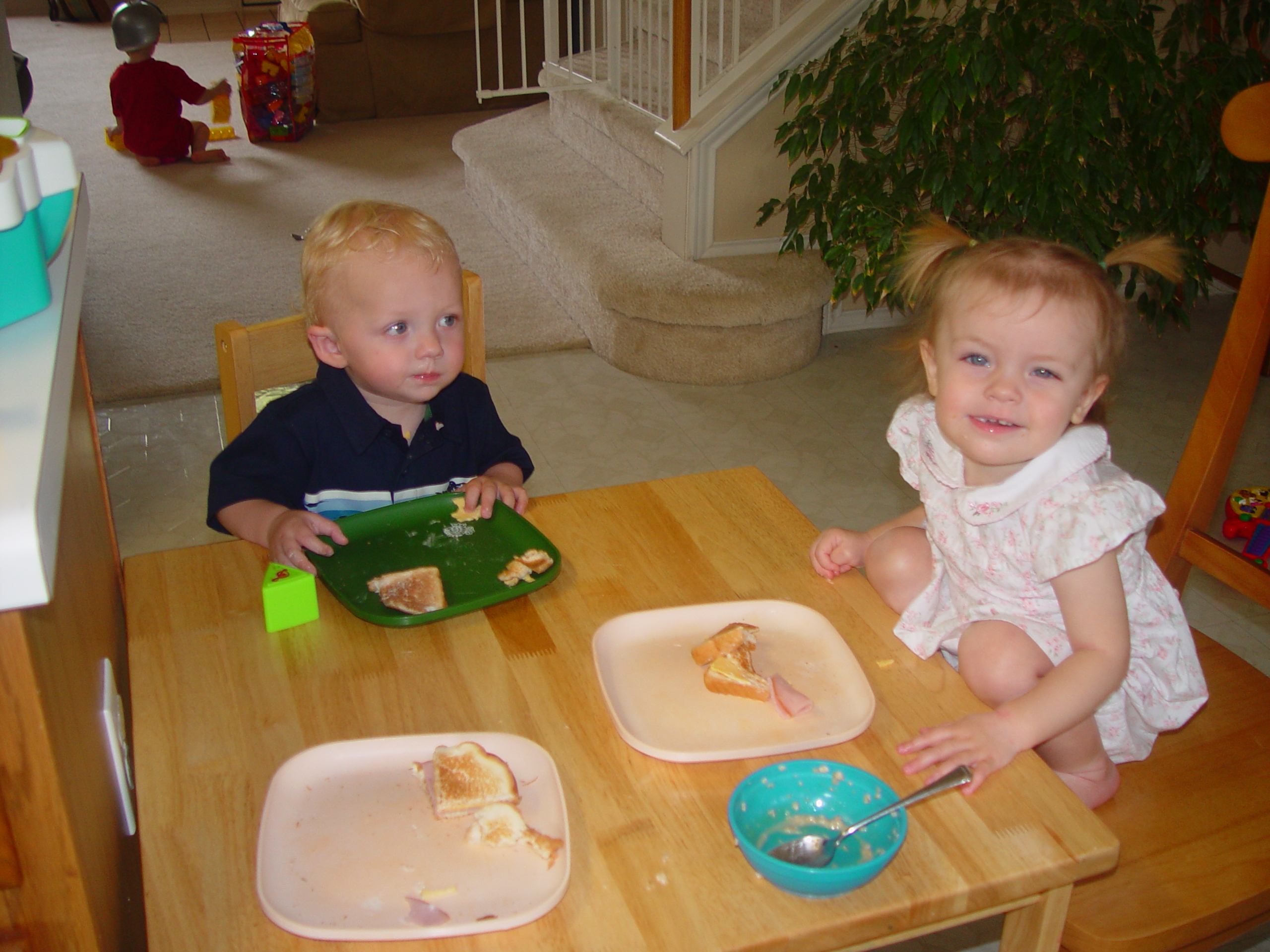 Zack & Ava - Bikeride, Cowboy, Elf, Playing in the Tub, Sunglasses & Scarf