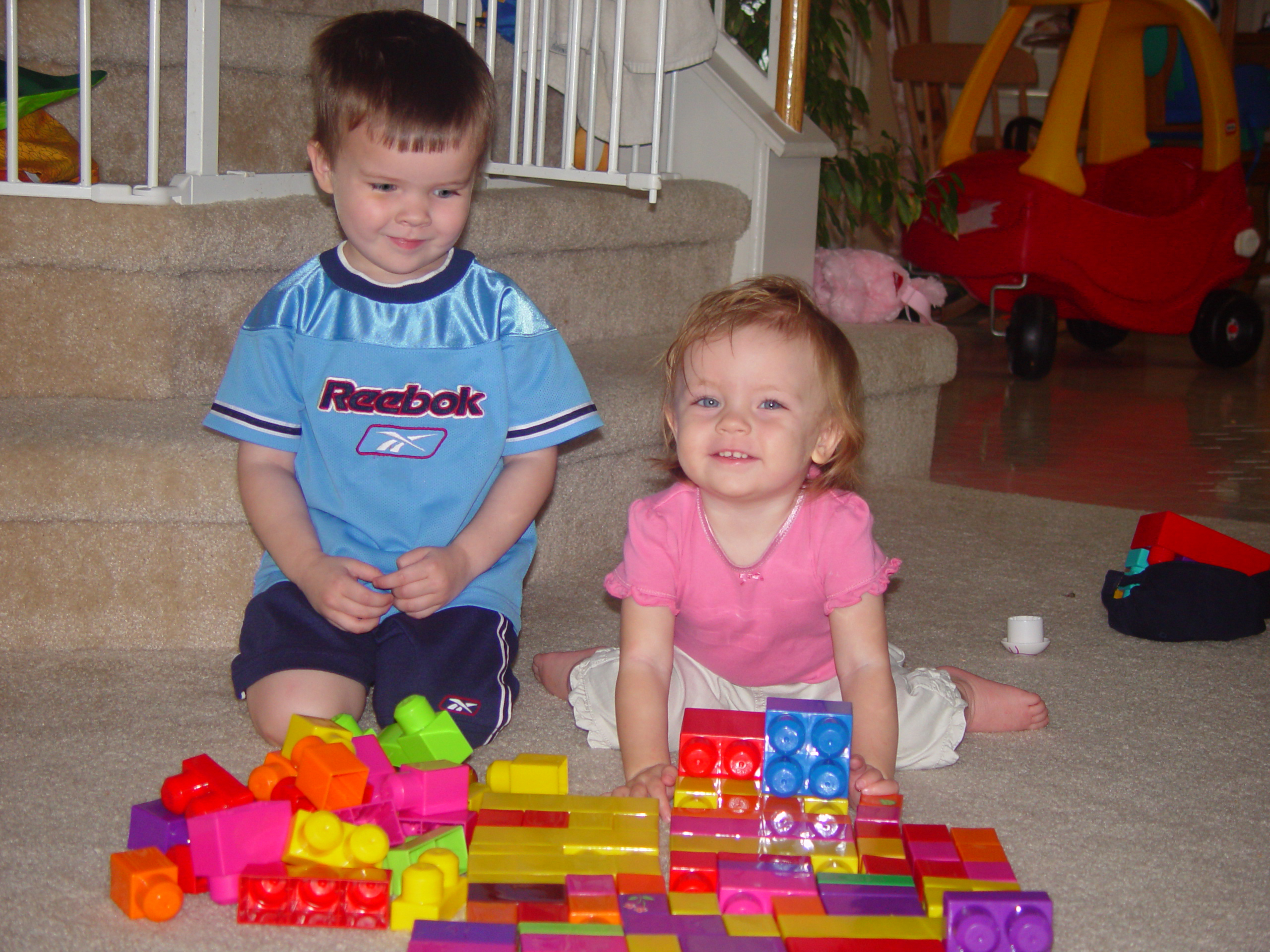 Zack & Ava - Bikeride, Cowboy, Elf, Playing in the Tub, Sunglasses & Scarf