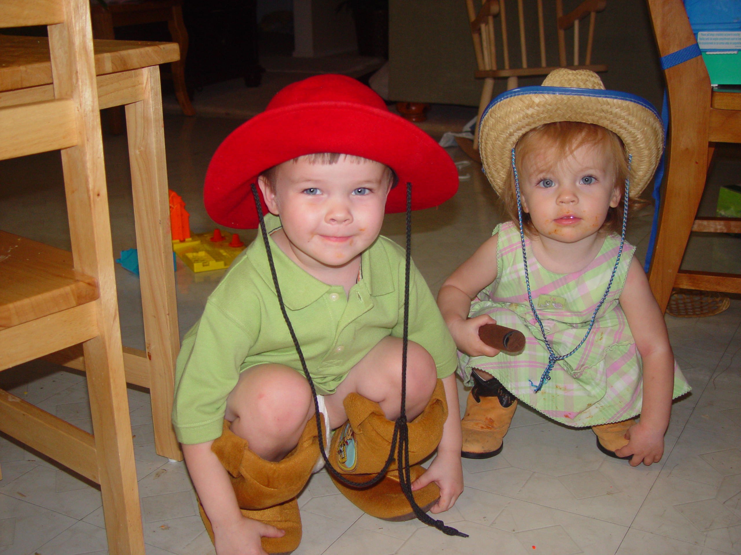 Zack & Ava - Bikeride, Cowboy, Elf, Playing in the Tub, Sunglasses & Scarf