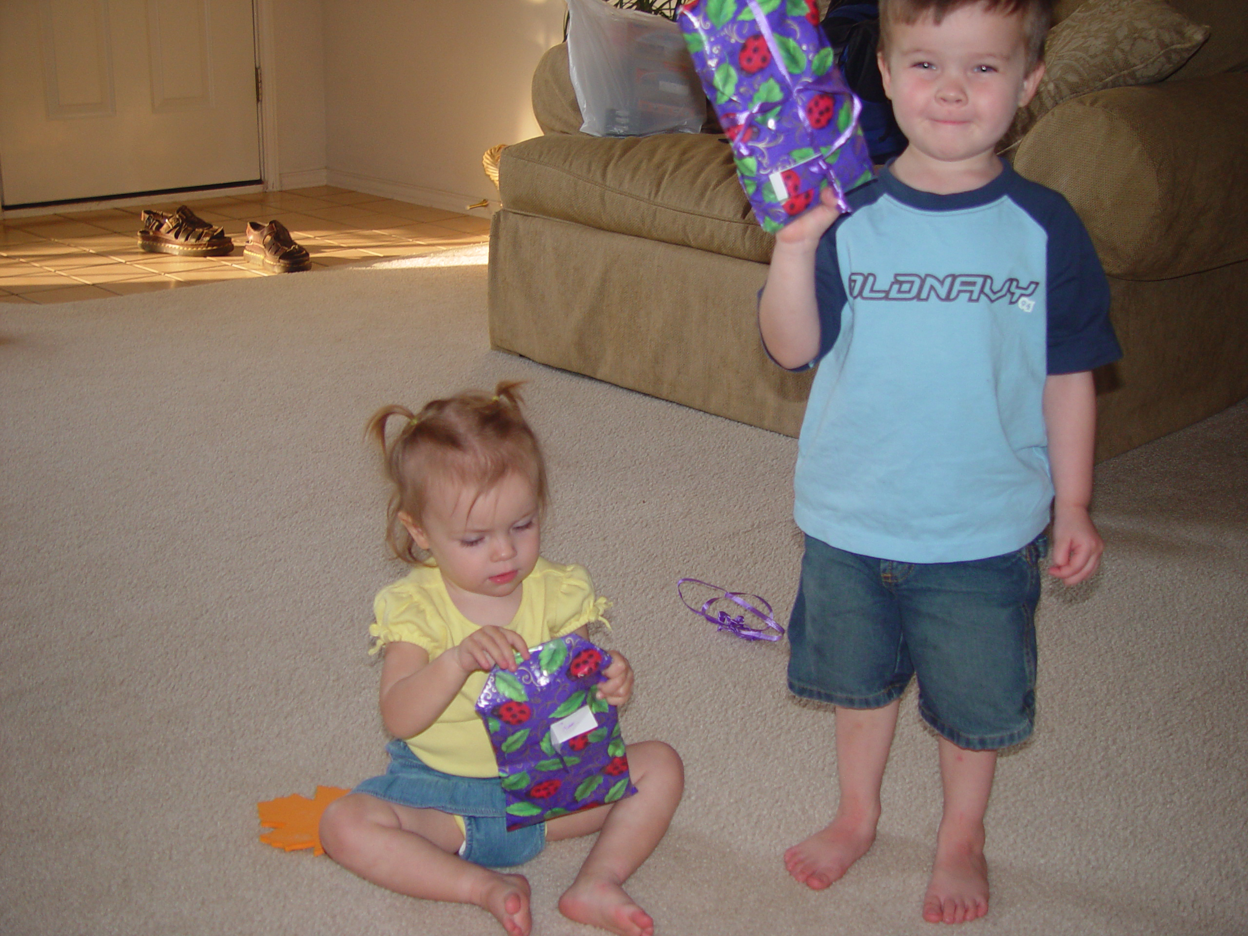 Zack & Ava - Bikeride, Cowboy, Elf, Playing in the Tub, Sunglasses & Scarf