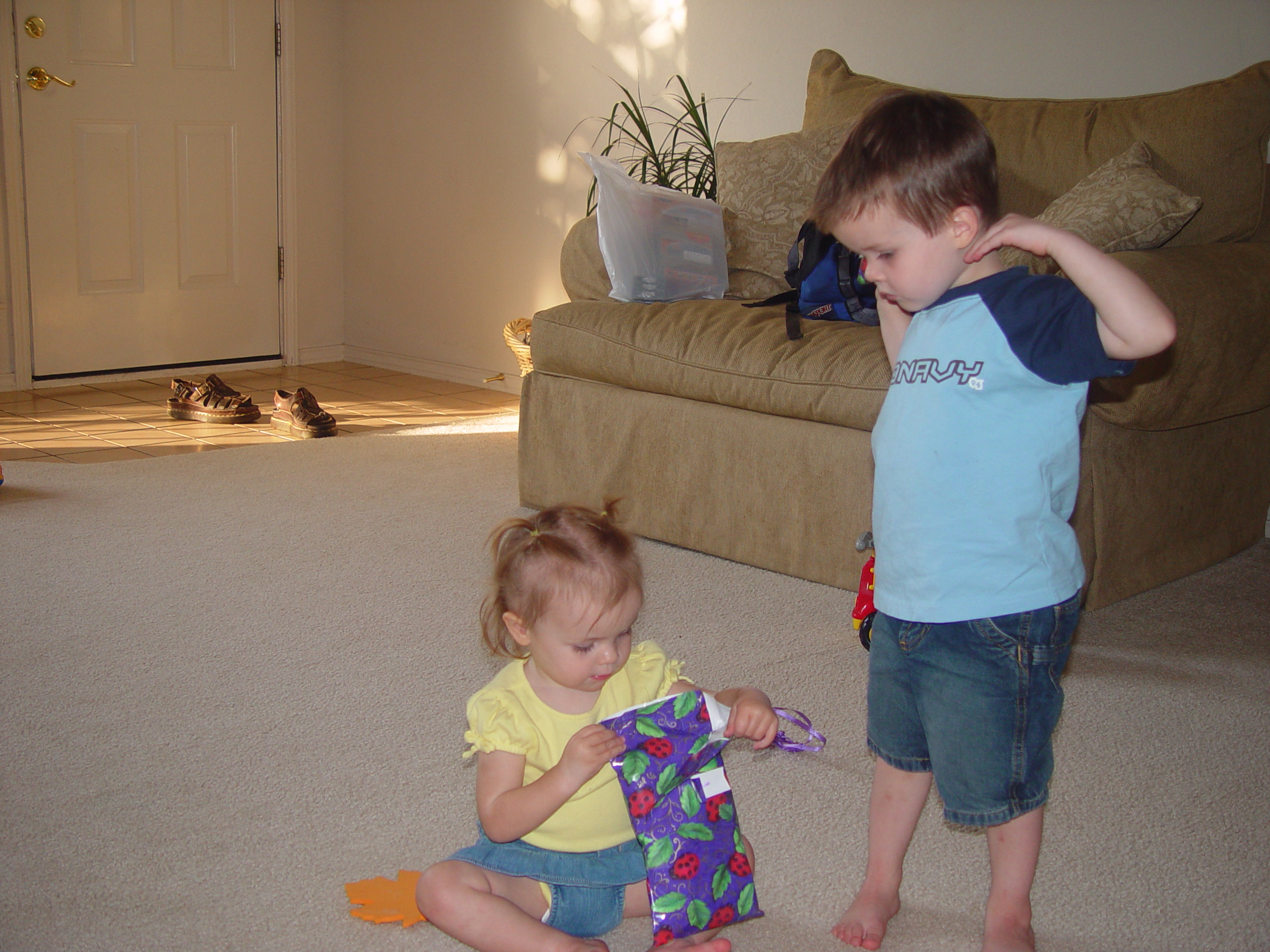 Zack & Ava - Bikeride, Cowboy, Elf, Playing in the Tub, Sunglasses & Scarf