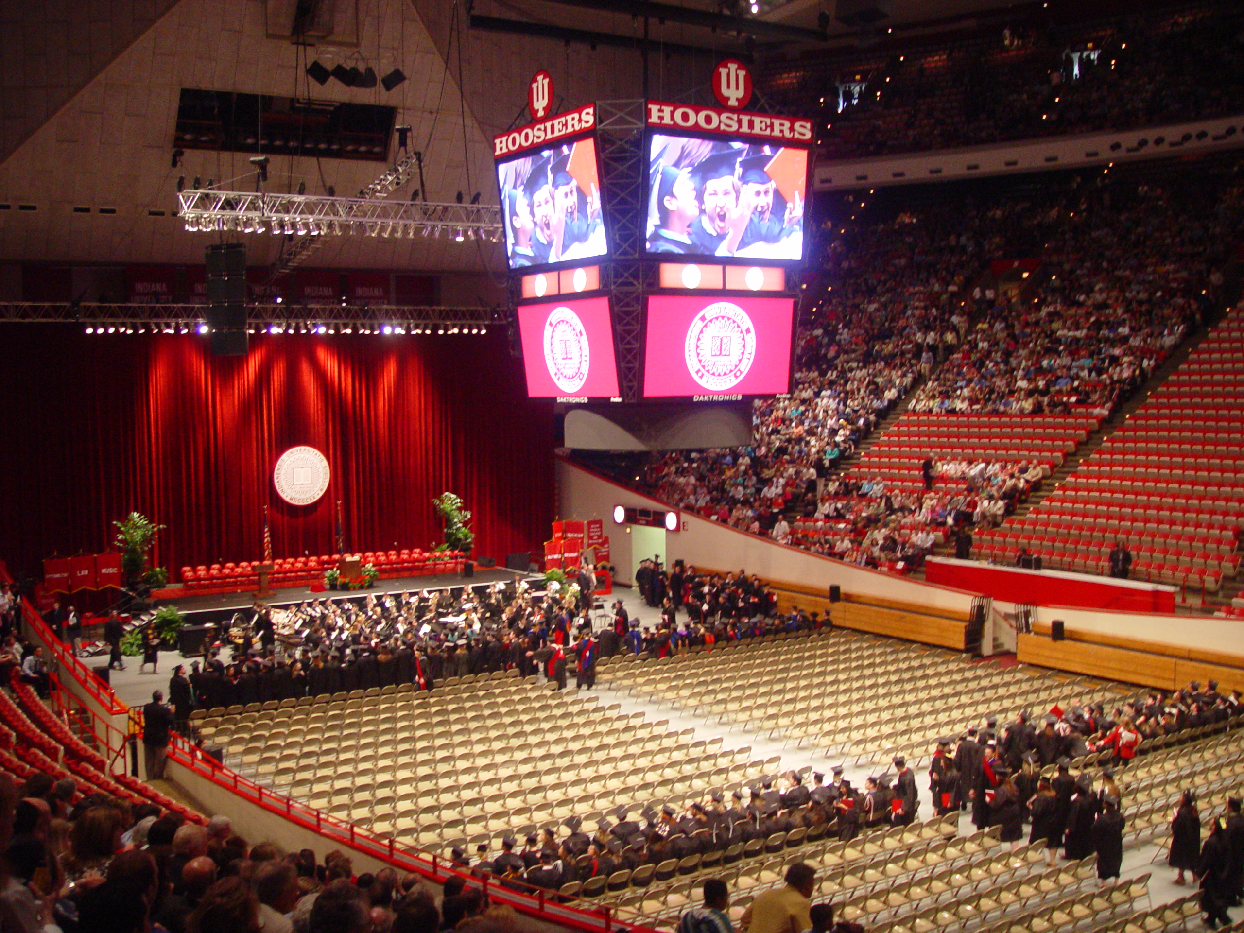 Indiana Trip - Indiana - Bloomington (Indiana University, Vanessa's Graduation, Bob Evans), Nashville (Sweet Potato Fries)