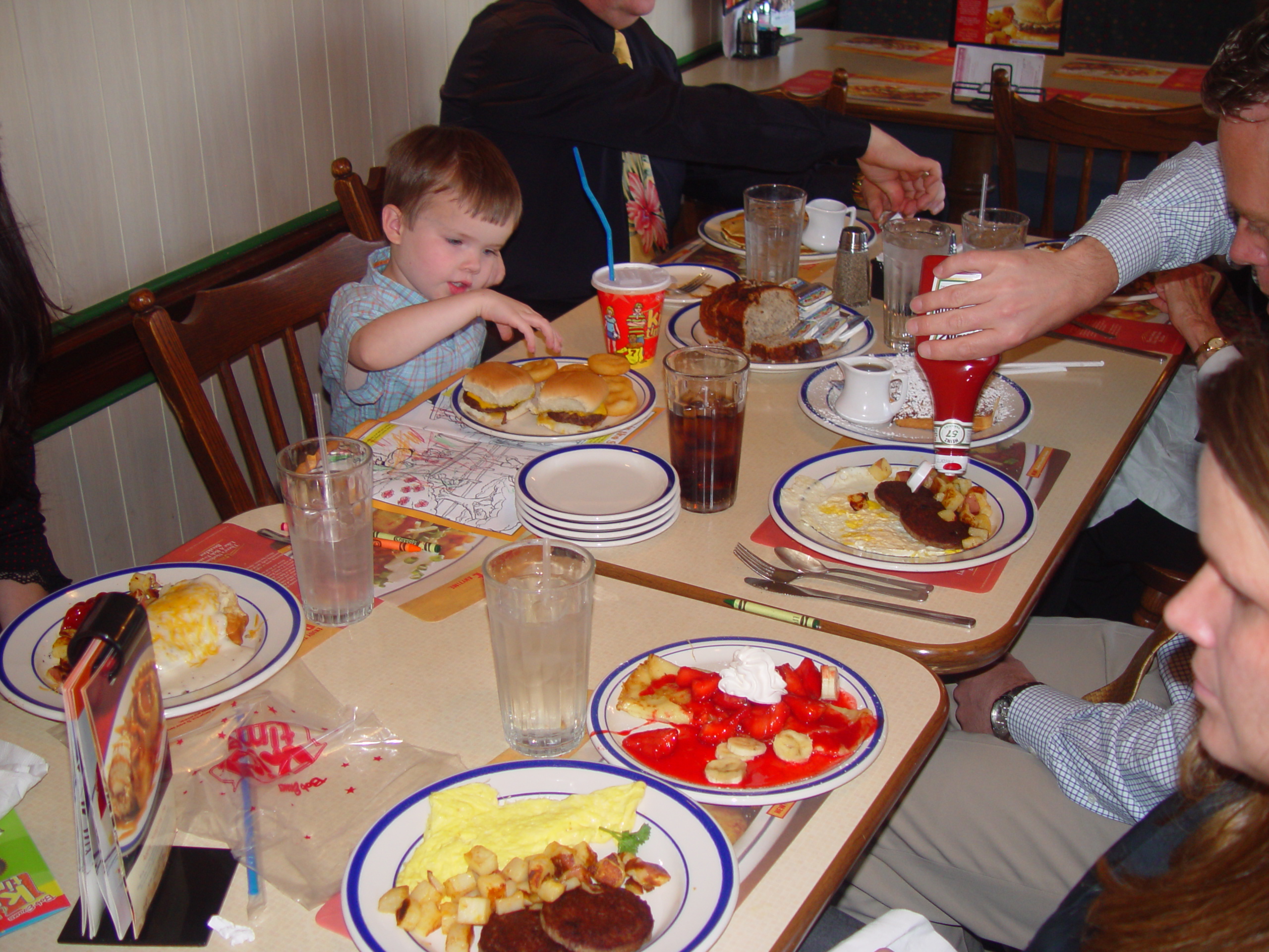 Indiana Trip - Indiana - Bloomington (Indiana University, Vanessa's Graduation, Bob Evans), Nashville (Sweet Potato Fries)