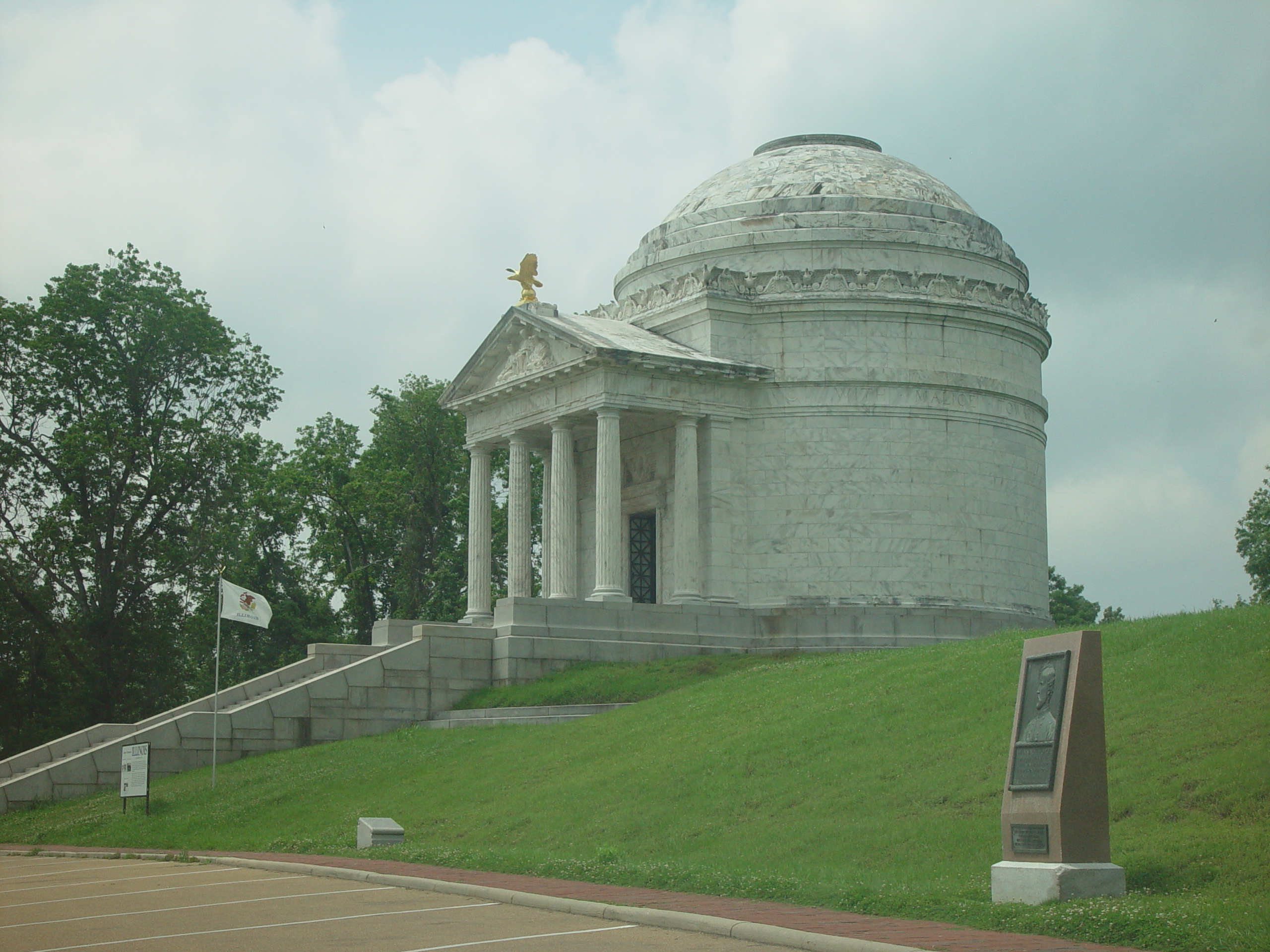 Indiana Trip - Mississippi, Louisiana, Texas - Vicksburg (National Military Park, Cedar Grove Mansion, Coca-Cola Museum)