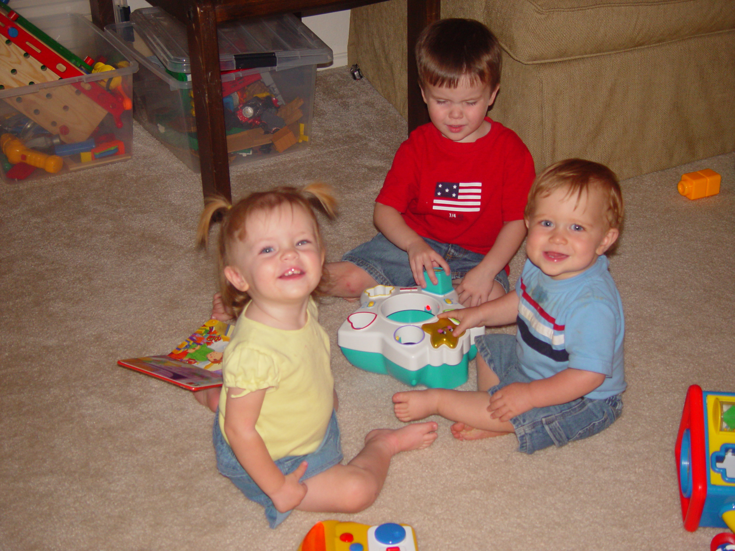 Amber Comes to Visit, A Playhouse!!