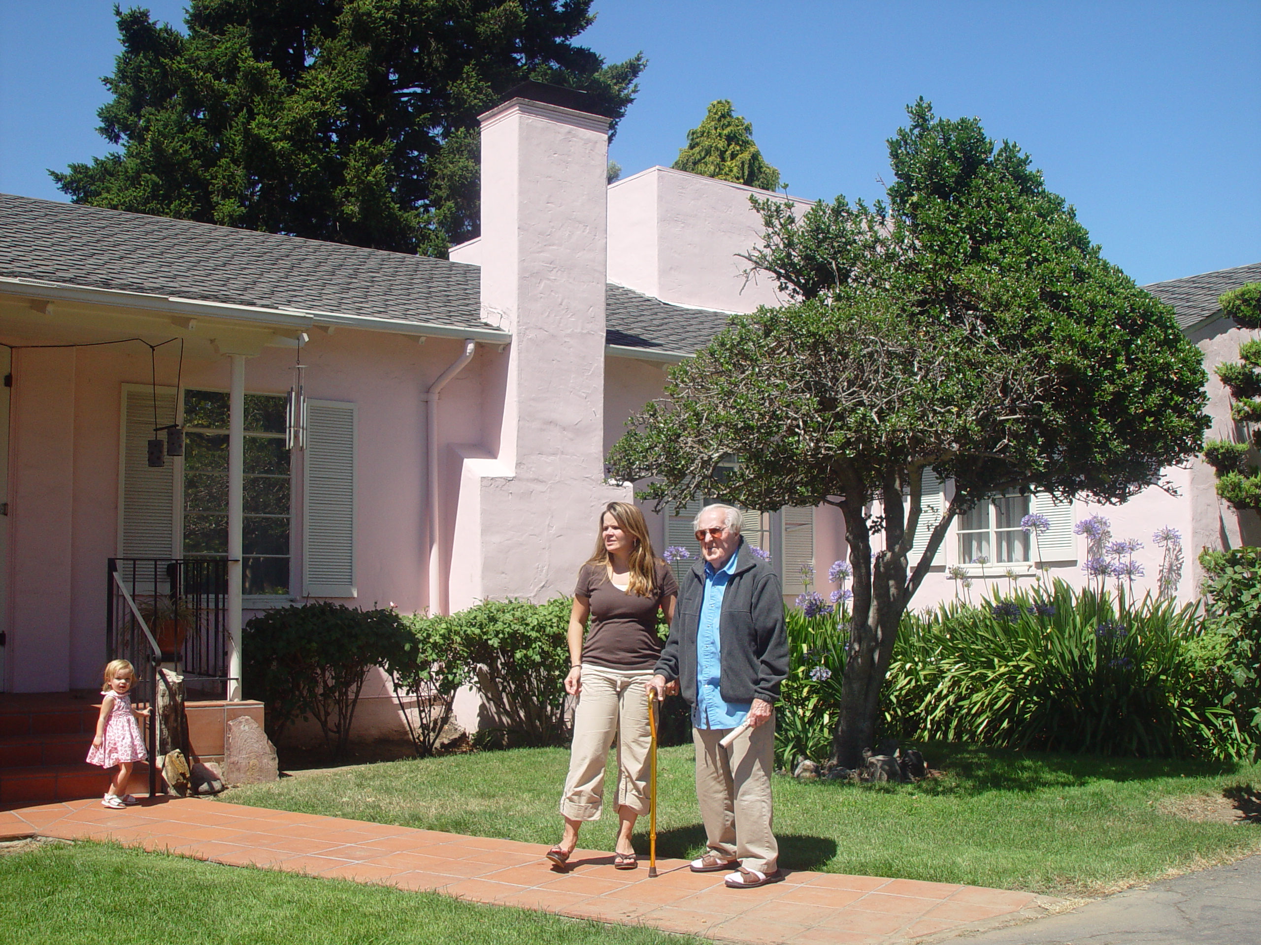 Visiting Grandma & Grandpa Palmer - Castro Valley, California (Half Moon Bay, Cyclops, BART, J.D.'s Blueberry Pancakes)