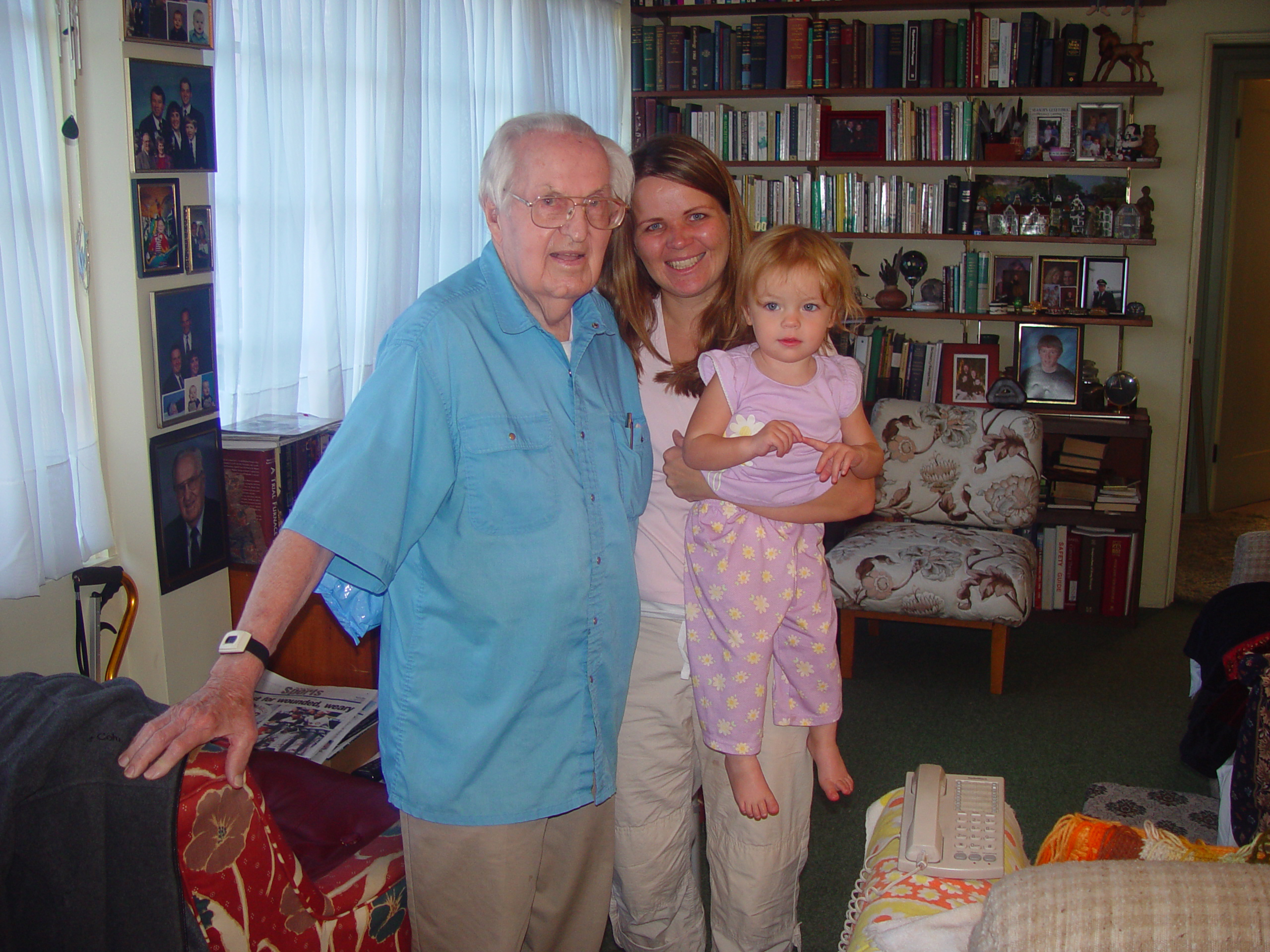 Visiting Grandma & Grandpa Palmer - Castro Valley, California (Half Moon Bay, Cyclops, BART, J.D.'s Blueberry Pancakes)