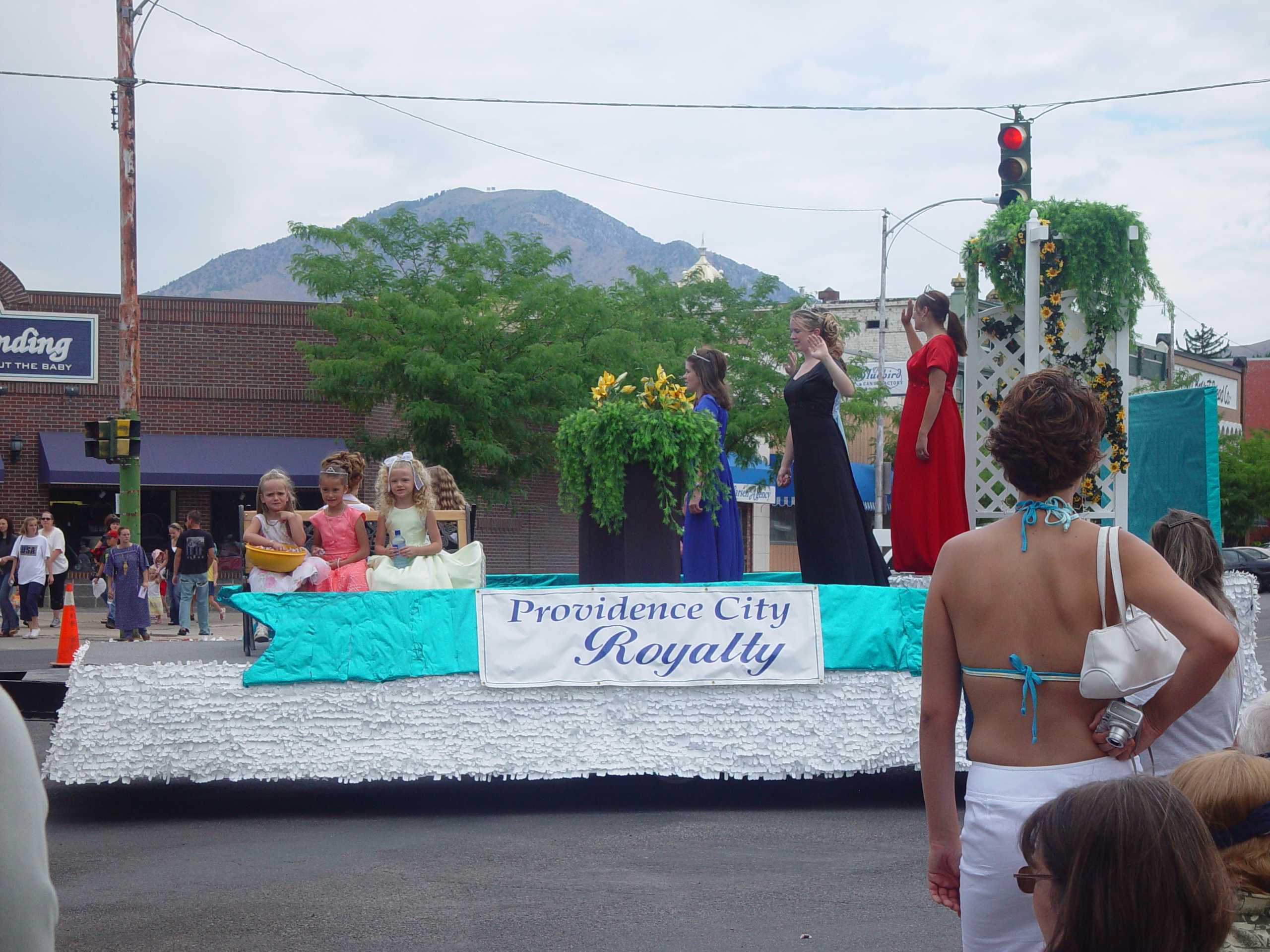 Pioneer Day Parade (Logan, Utah), Ballam Party (Mentos / Diet Coke Experiment), Fireworks, Grandpa Israelsen