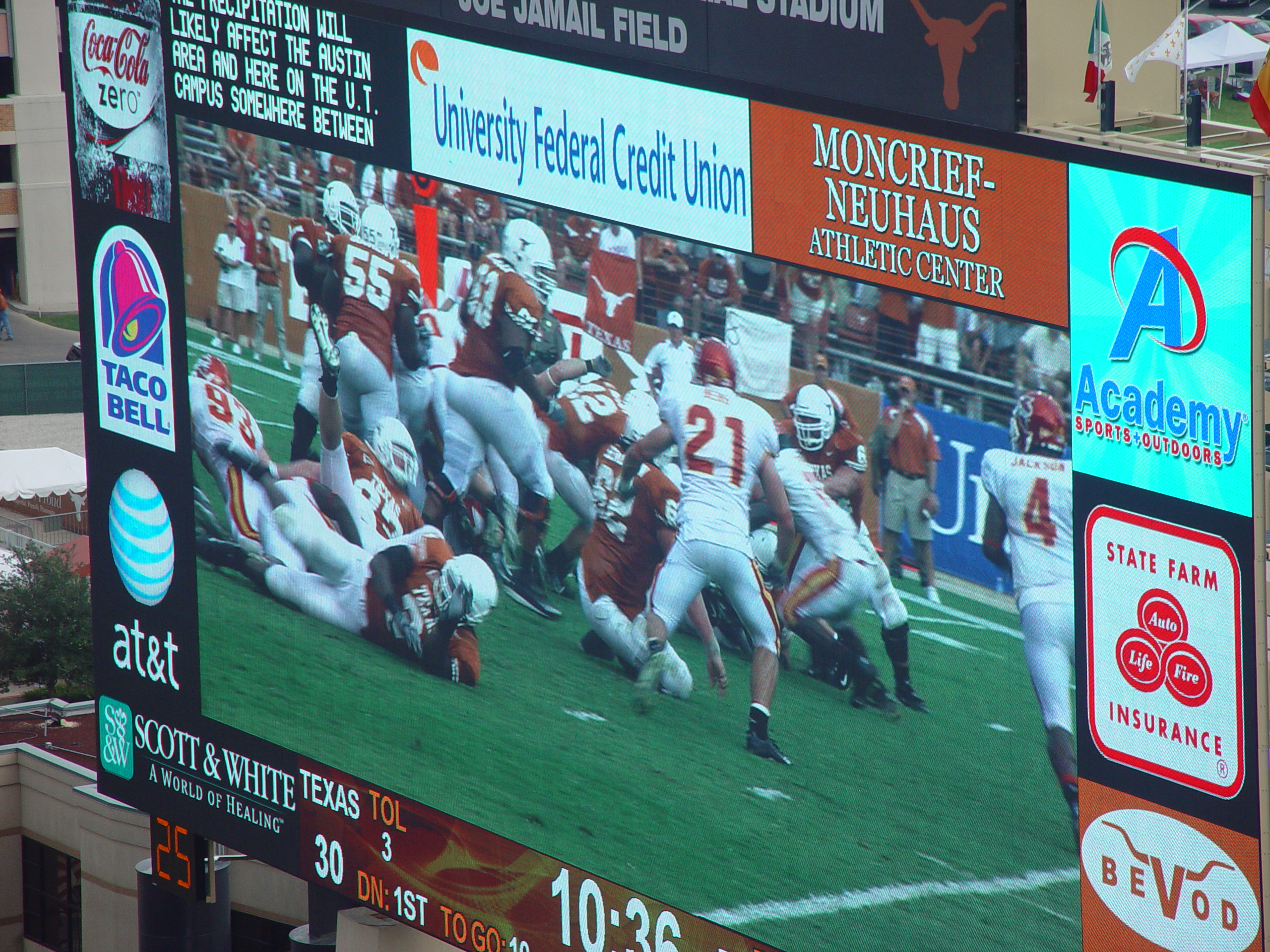 Joy School, Austin Bats (Congress Avenue Bridge), Football - #7 Texas Longhorns Destroy Iowa State 37-14