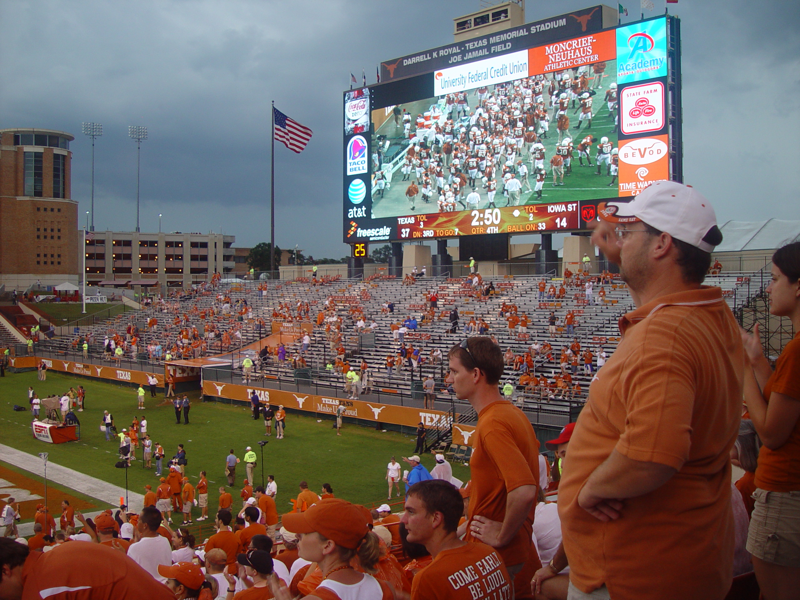 Joy School, Austin Bats (Congress Avenue Bridge), Football - #7 Texas Longhorns Destroy Iowa State 37-14